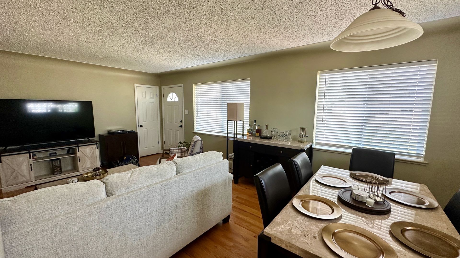 1 000 Off The First Month S Rent If Moved In By 9 4 26 Spacious 5Bd 2Ba Home In Lakewood Co Available July 29Th – photo 1 of 181