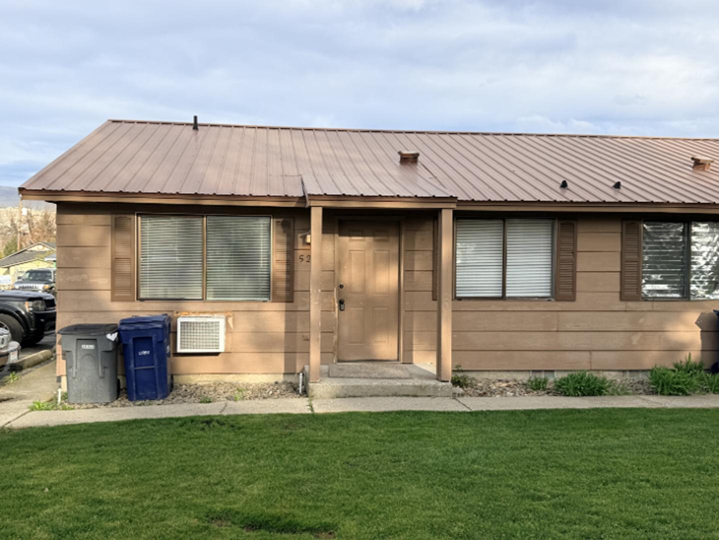 511 521 Ramona – photo 1 of 134