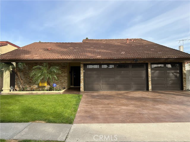 19104 Stefani Avenue – photo 1 of 9