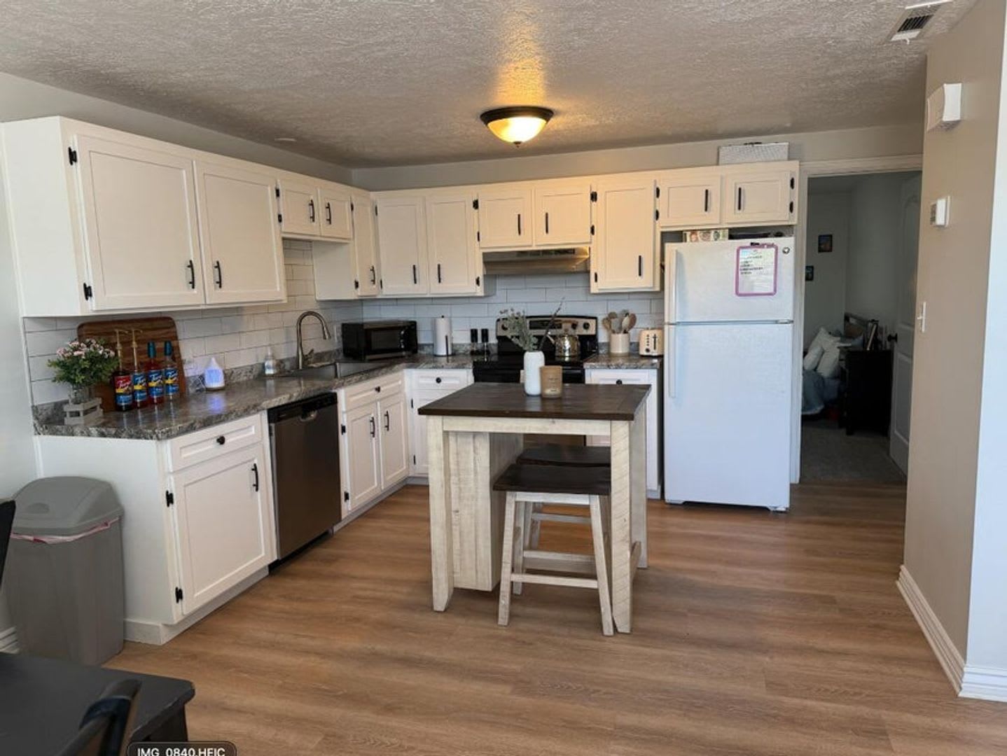 Cozy Convenient 2 Bedroom Home Single Level Living – photo 1 of 256