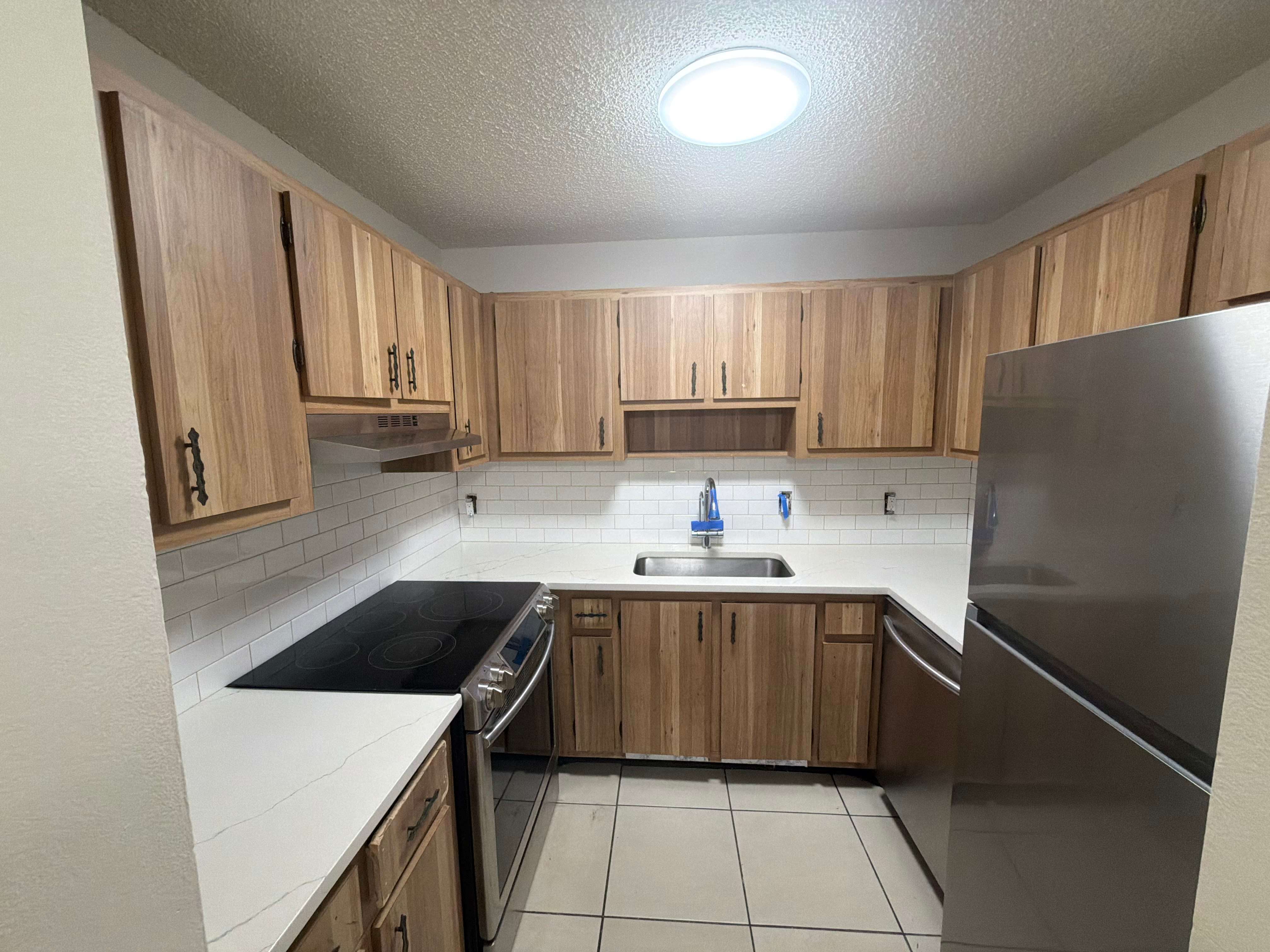 3677 S 57th Ave – photo 1 of 10