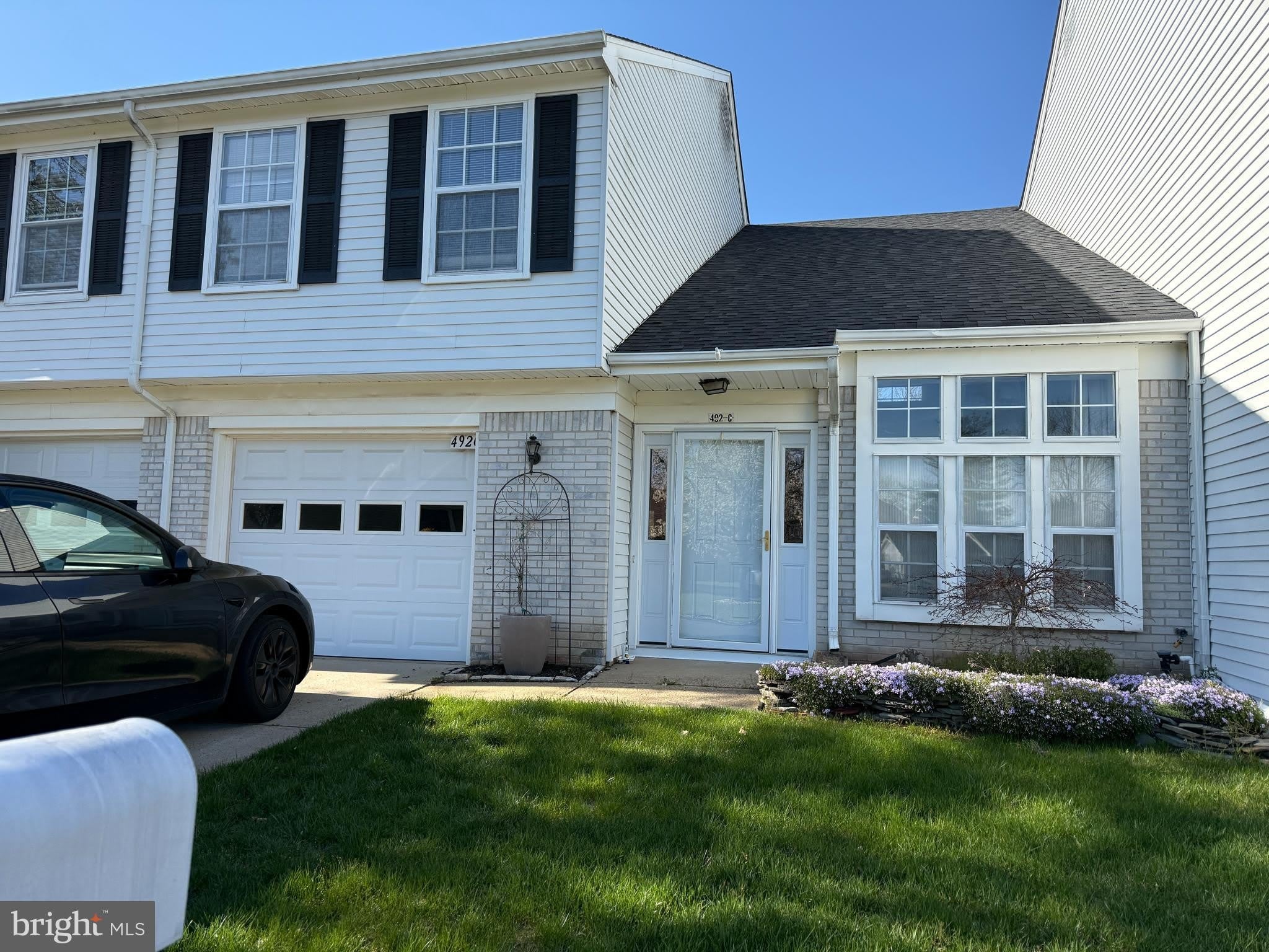 492 DELAIR Road – photo 1 of 16