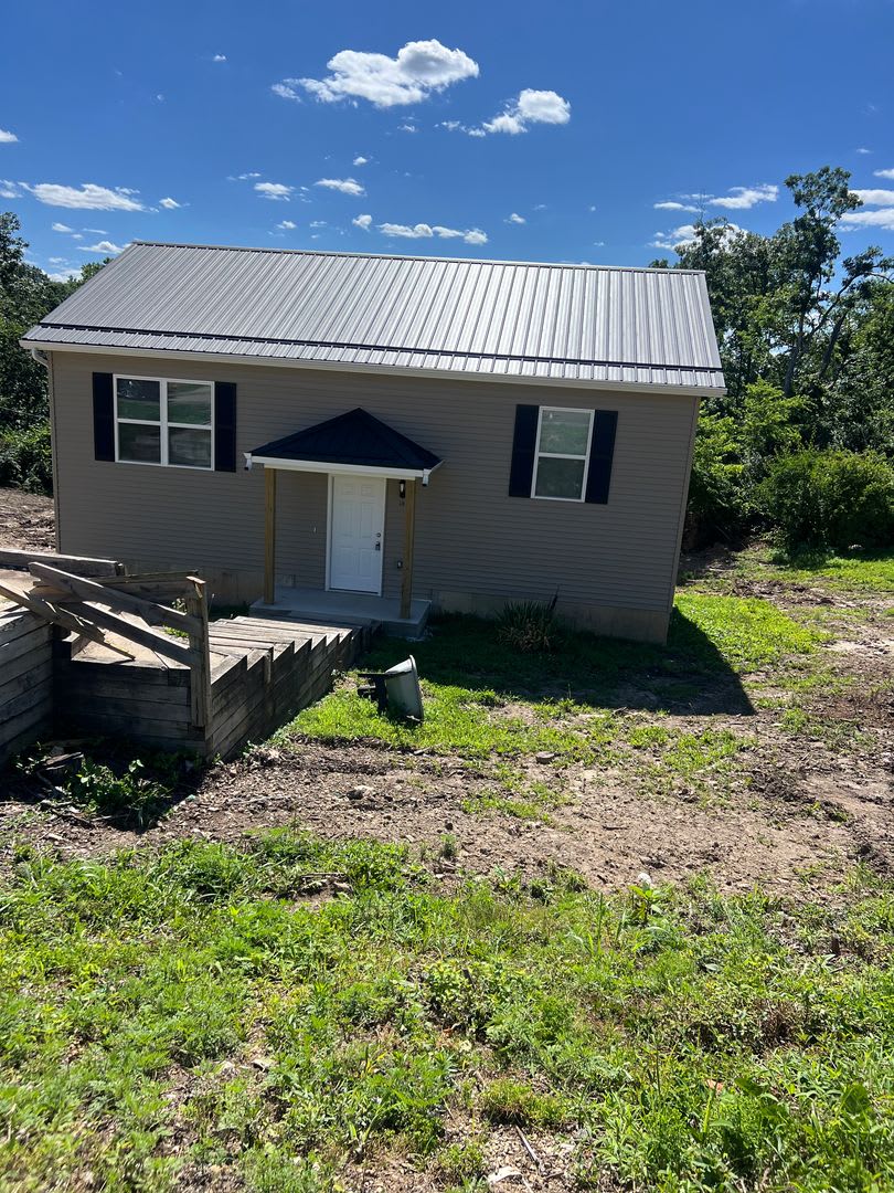 Brand New 4 Beds 2 Baths House Near I 44 – photo 1 of 28