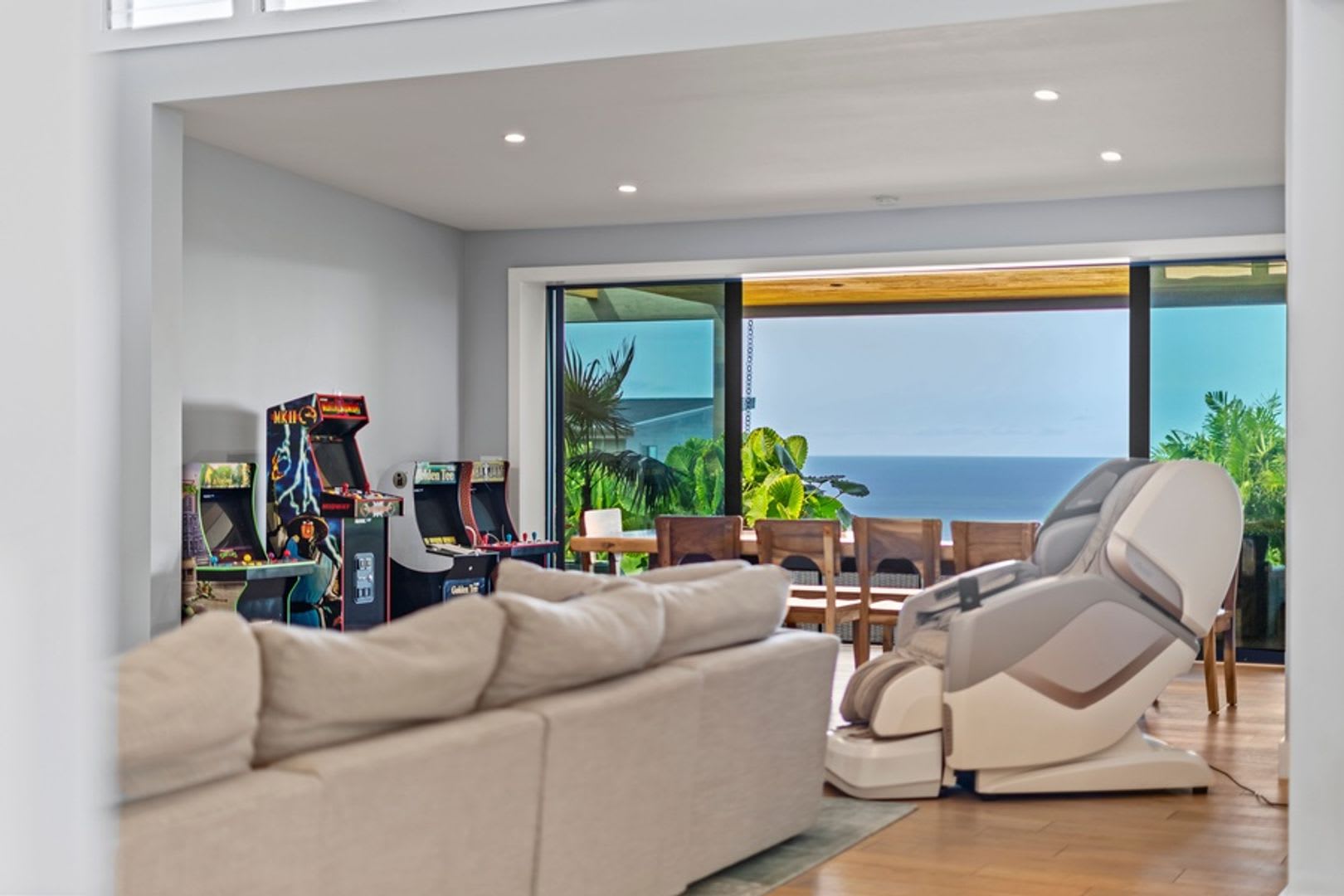 Gorgeous Remodeled Home w/ Private Hot Tube &amp; Ocean Views: Hale Mahina – photo 1 of 64