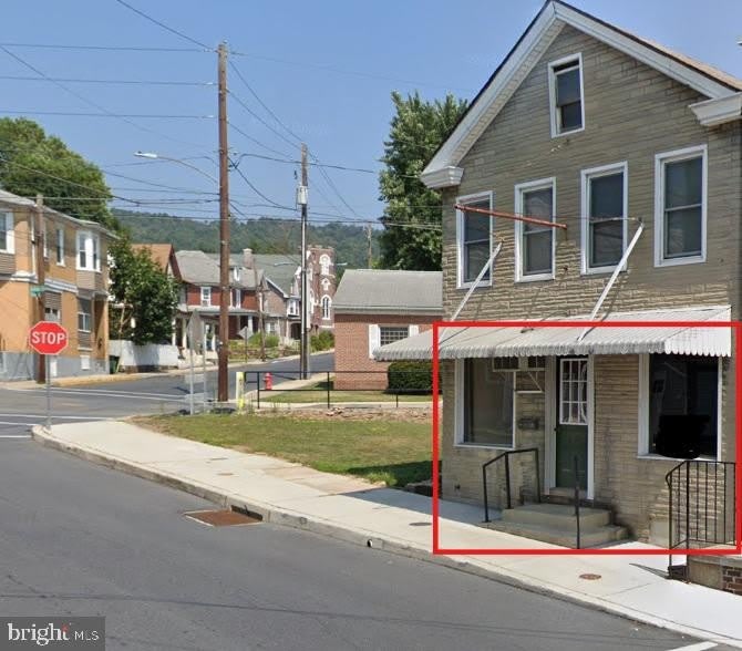 117 VALLEY Street – photo 1 of 2