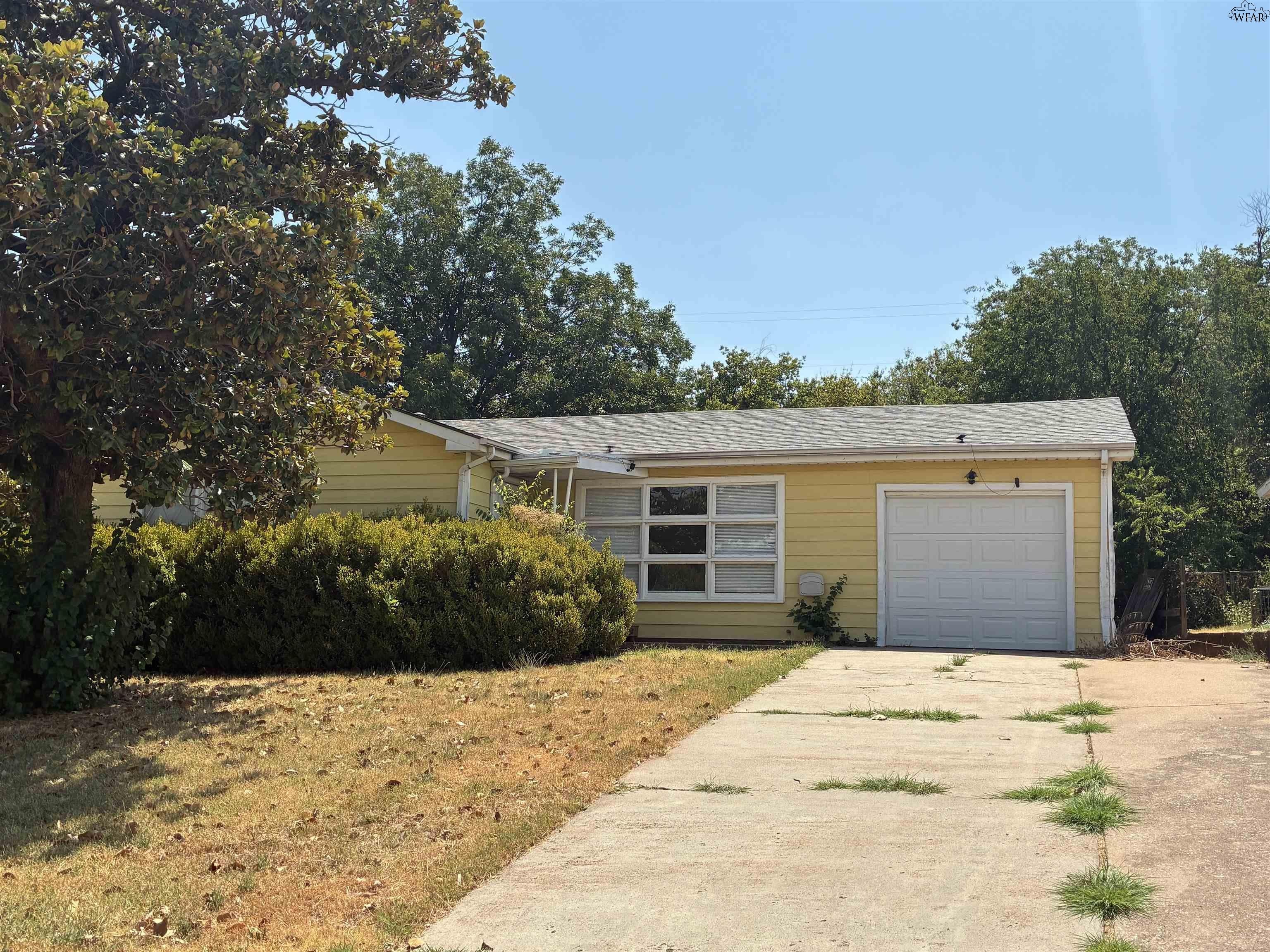 3215 CHERYL STREET – photo 1