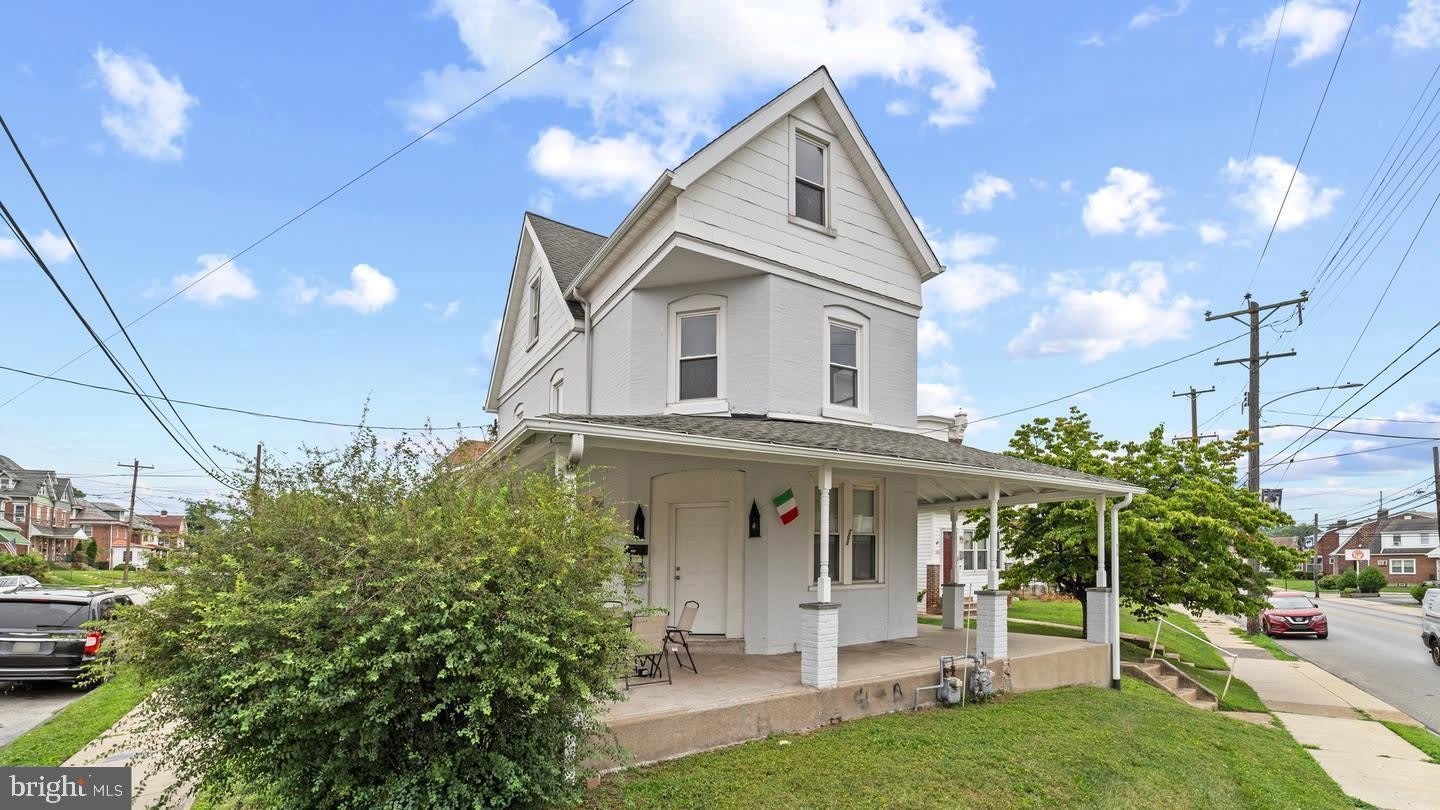 203 S SPRINGFIELD Road – photo 1 of 19