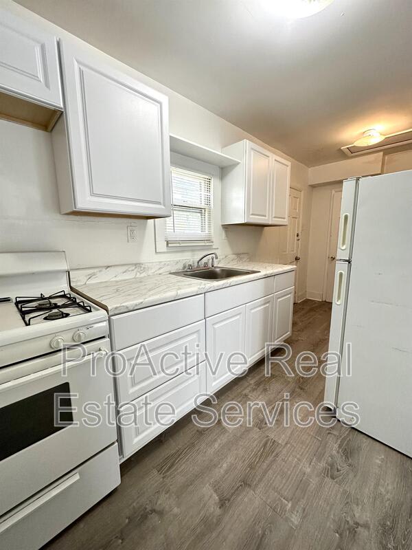 224 West Government Avenue – photo 1