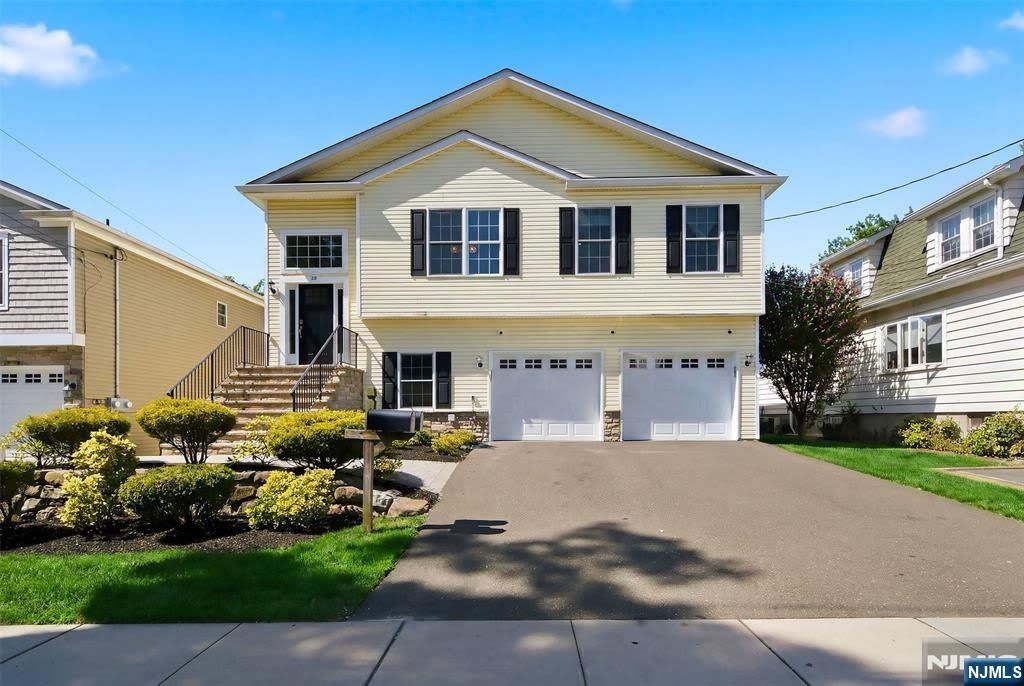 90 Terrace Avenue – photo 1 of 19