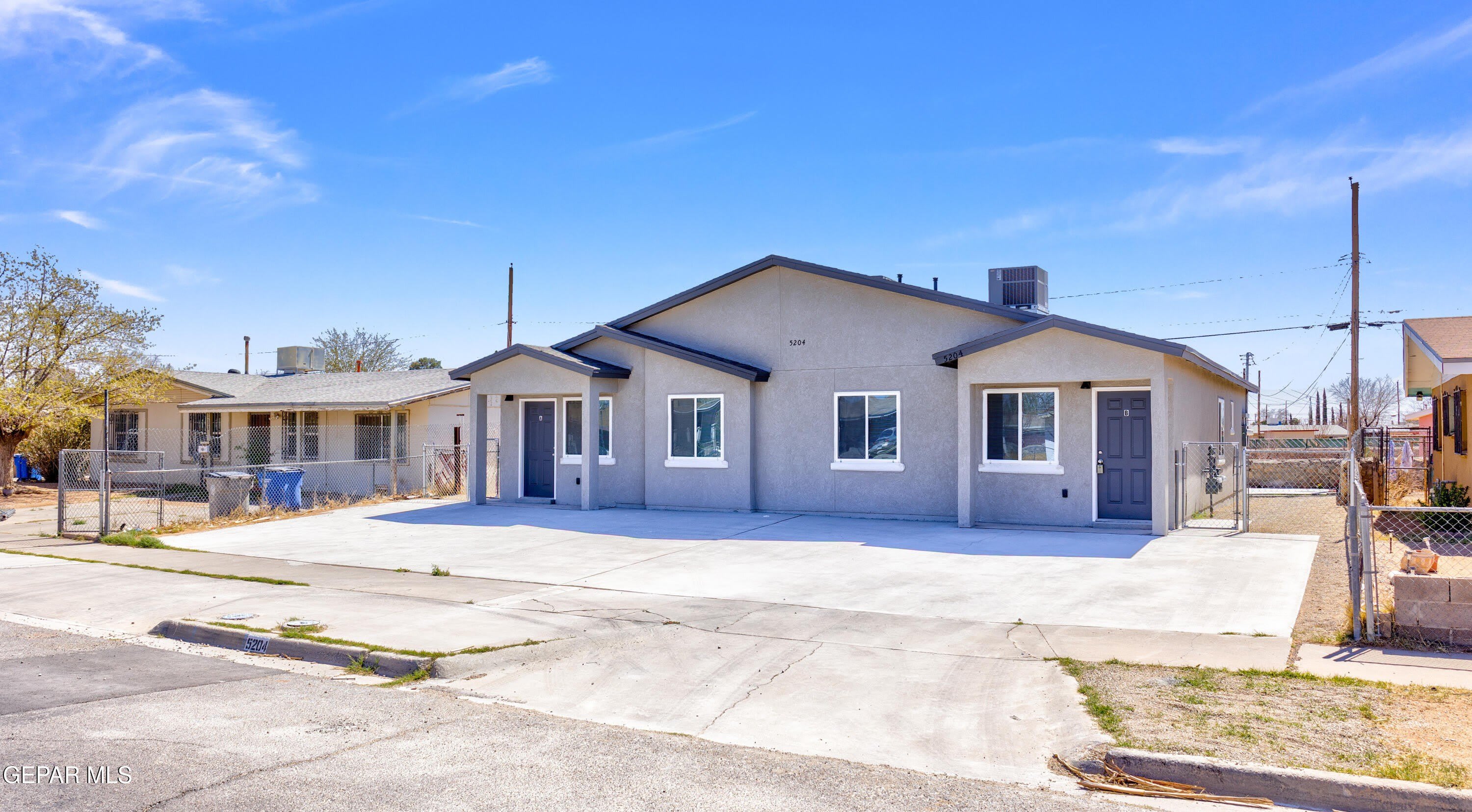 5204 Sun Valley – photo 1 of 11