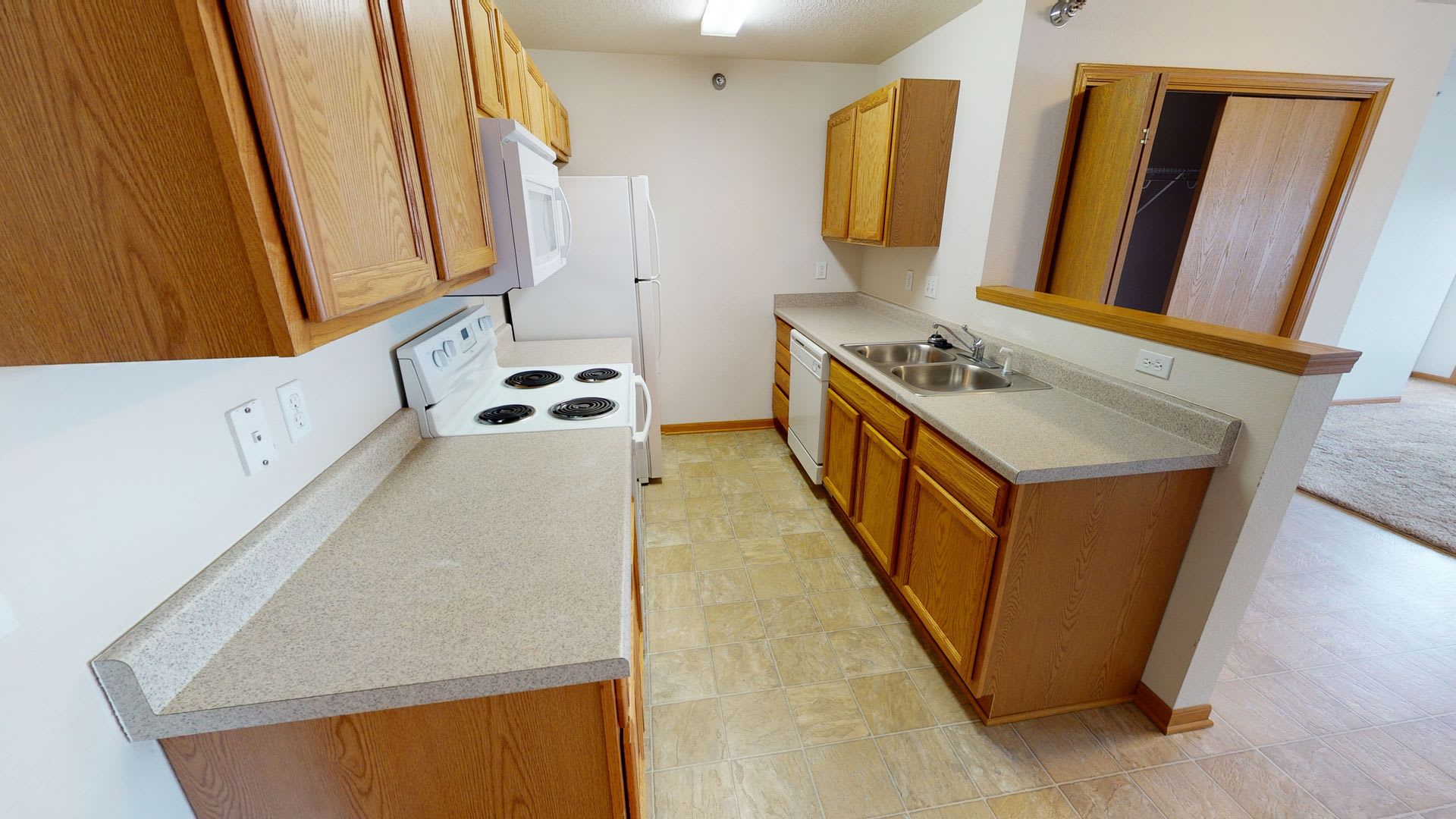 1428 Walton – photo 1