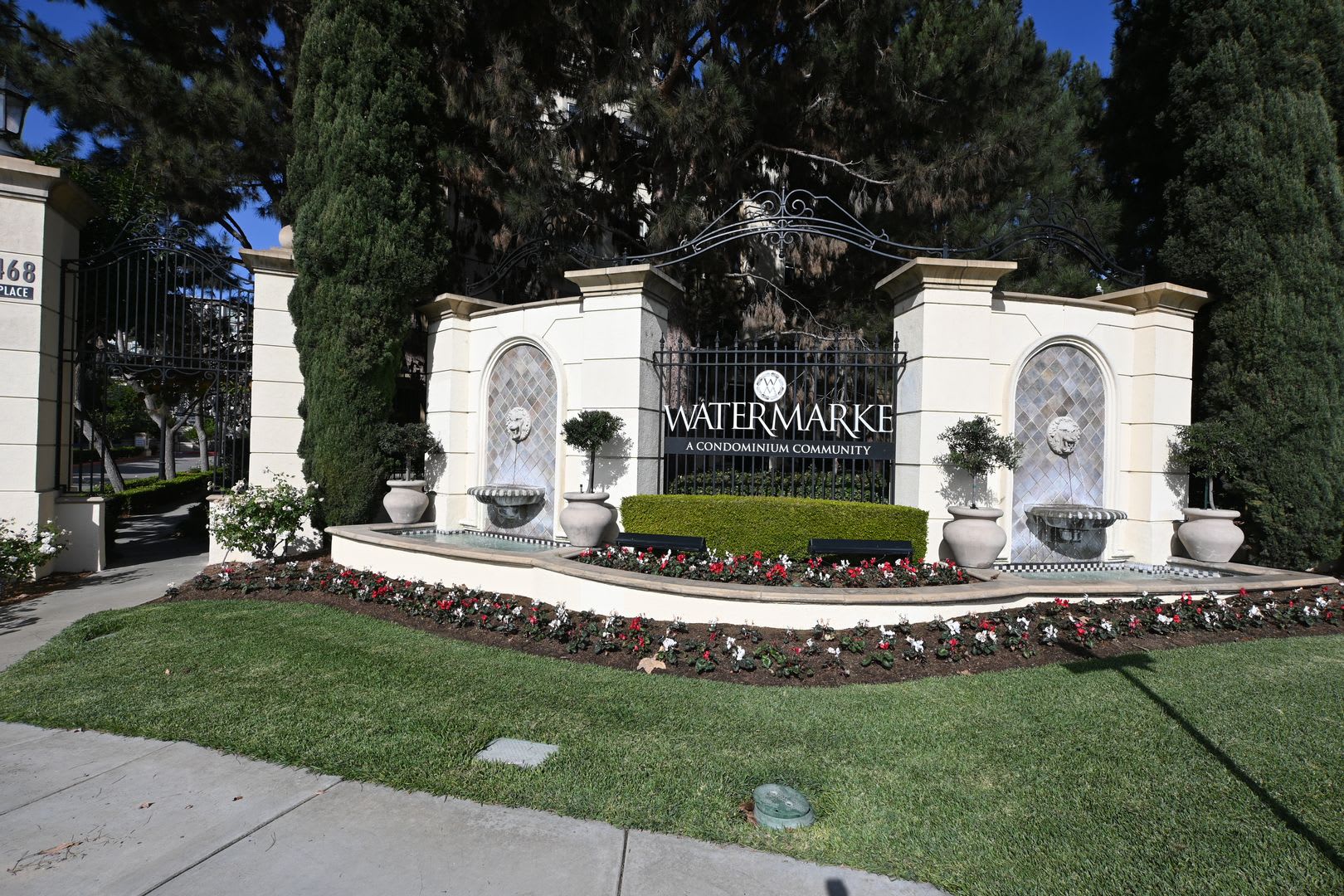 Irvine Watermarke Top Floor Condo 3 BD 2 BA 1456 Sqft – photo 1