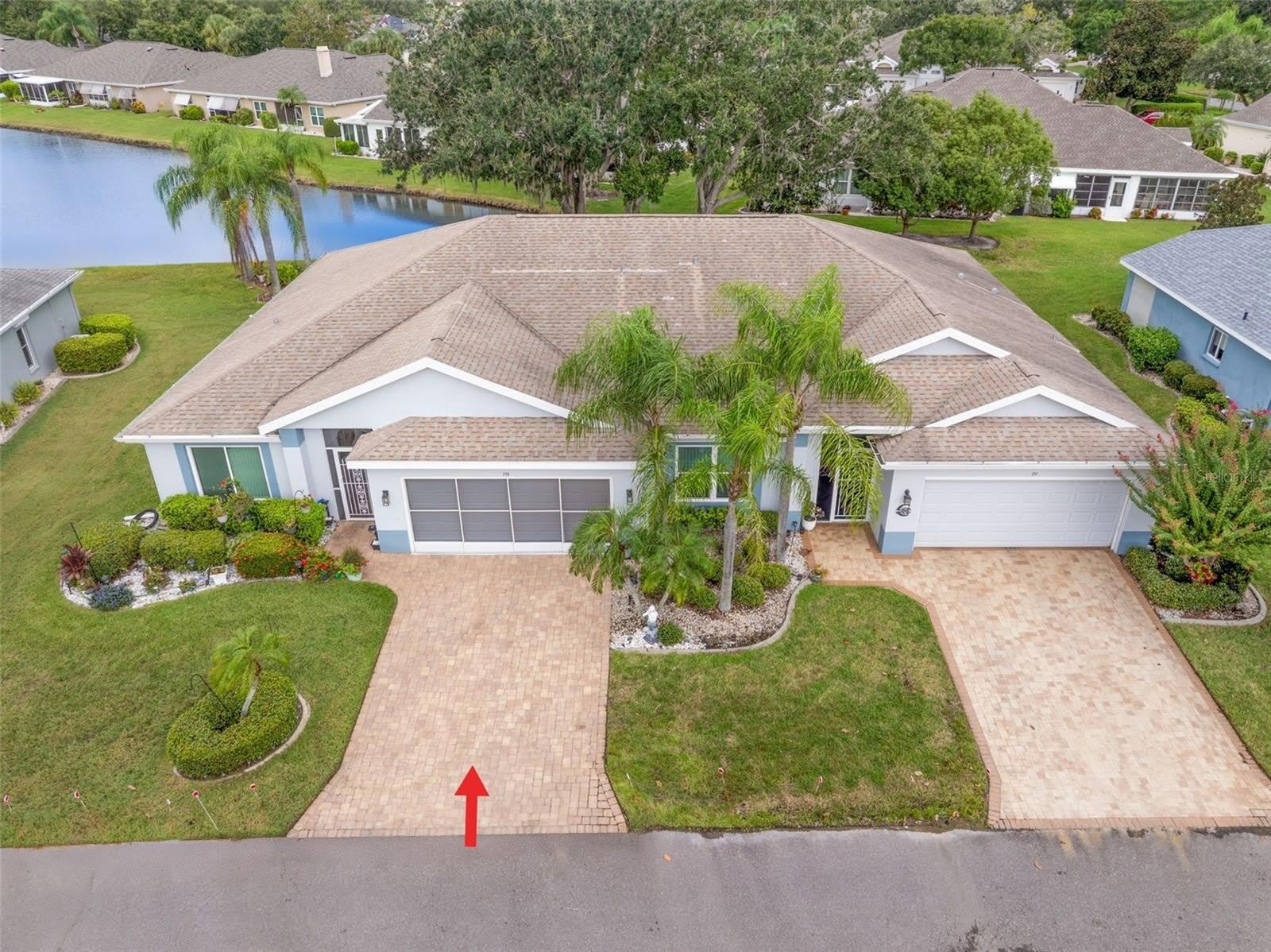 713 MANCHESTER WOODS Drive – photo 1