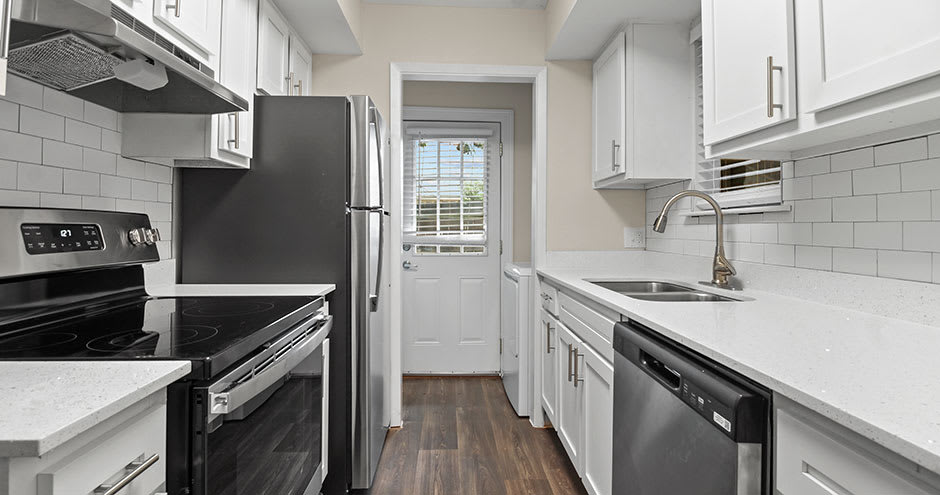 The Gallery Apartment Homes – photo 1