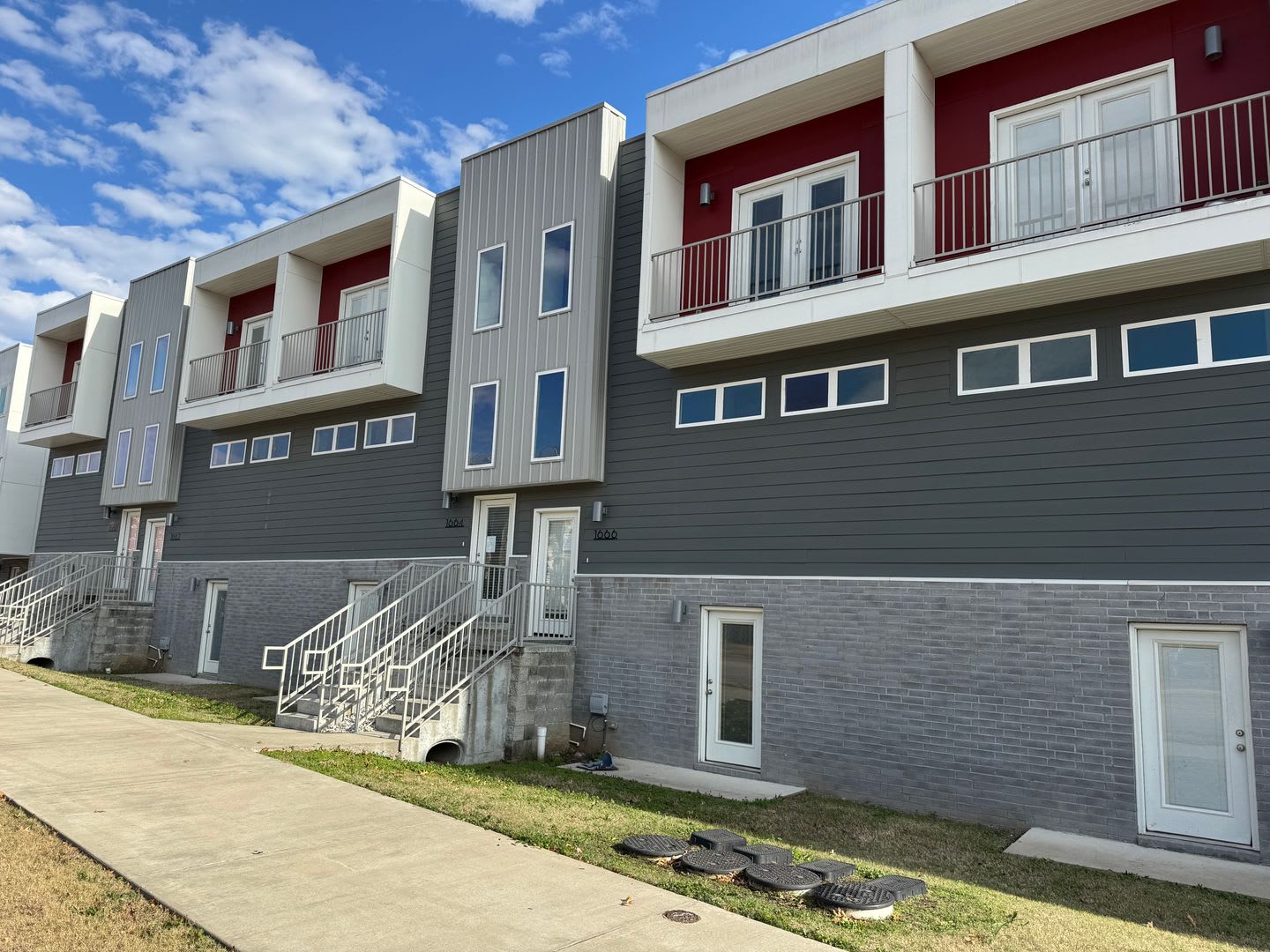 1666 Razorback Rd – photo 1