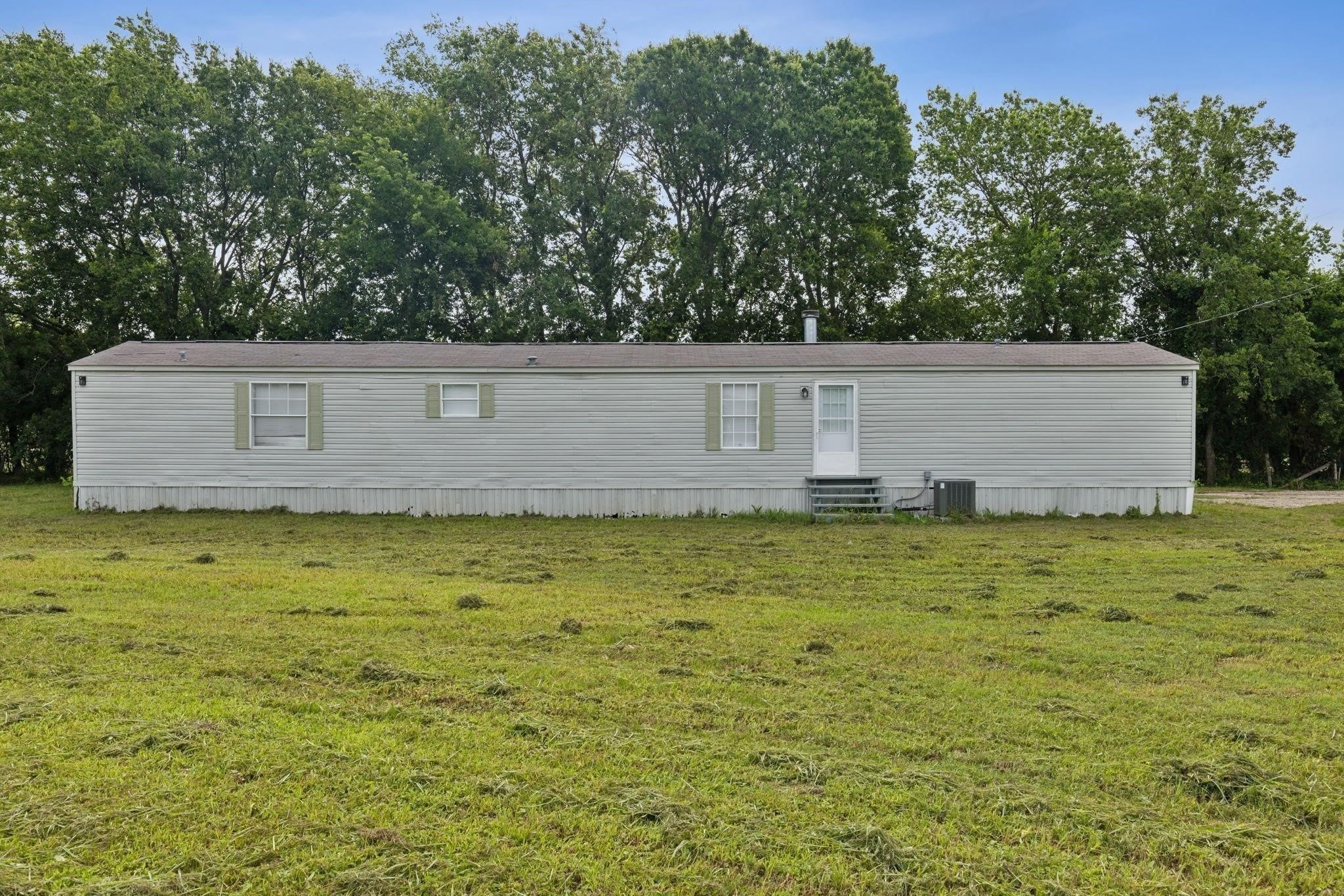 1946 County Road 2290 – photo 1