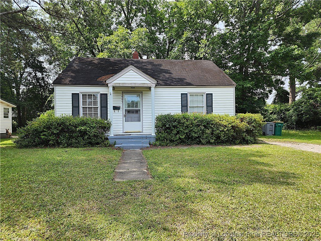 409 W 19th Street – photo 1 of 19
