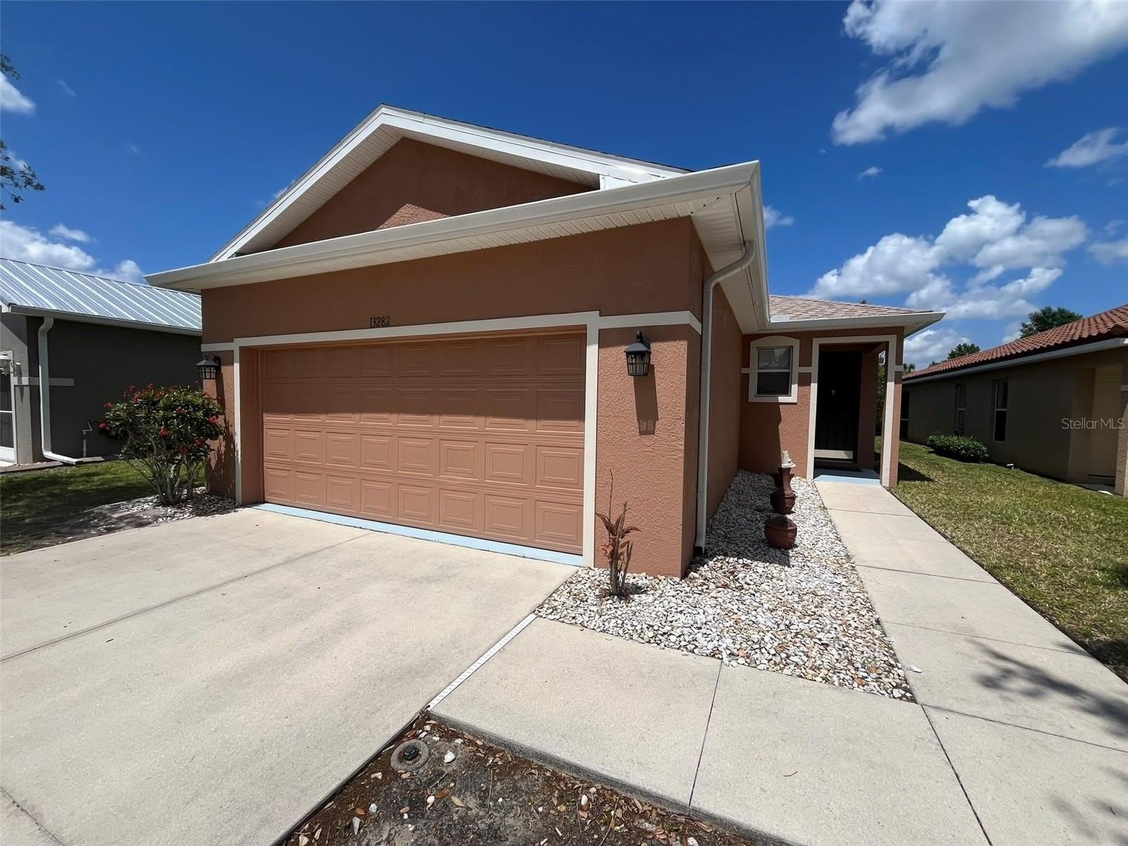 13282 SW PEMBROKE Circle N – photo 1 of 15