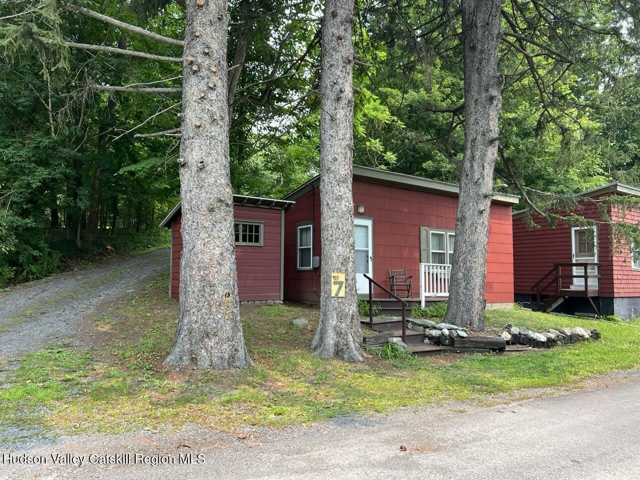 7 Pohndorf Drive – photo 1 of 17
