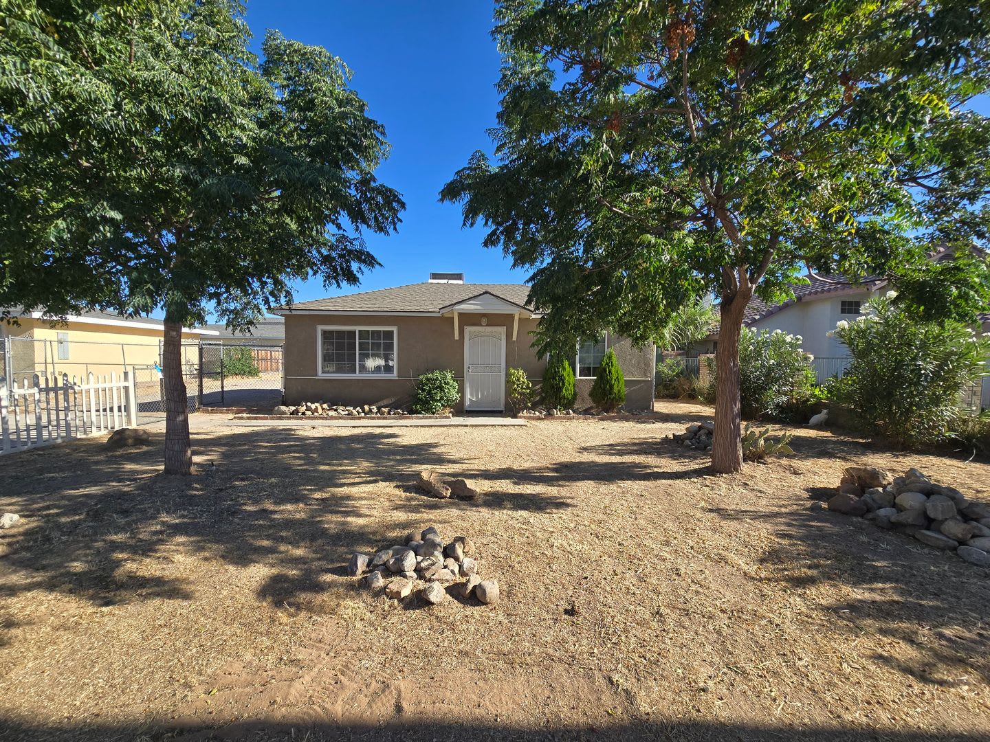 4124 W Avenue L6 Quartz Hill CA 93536 – photo 1 of 21