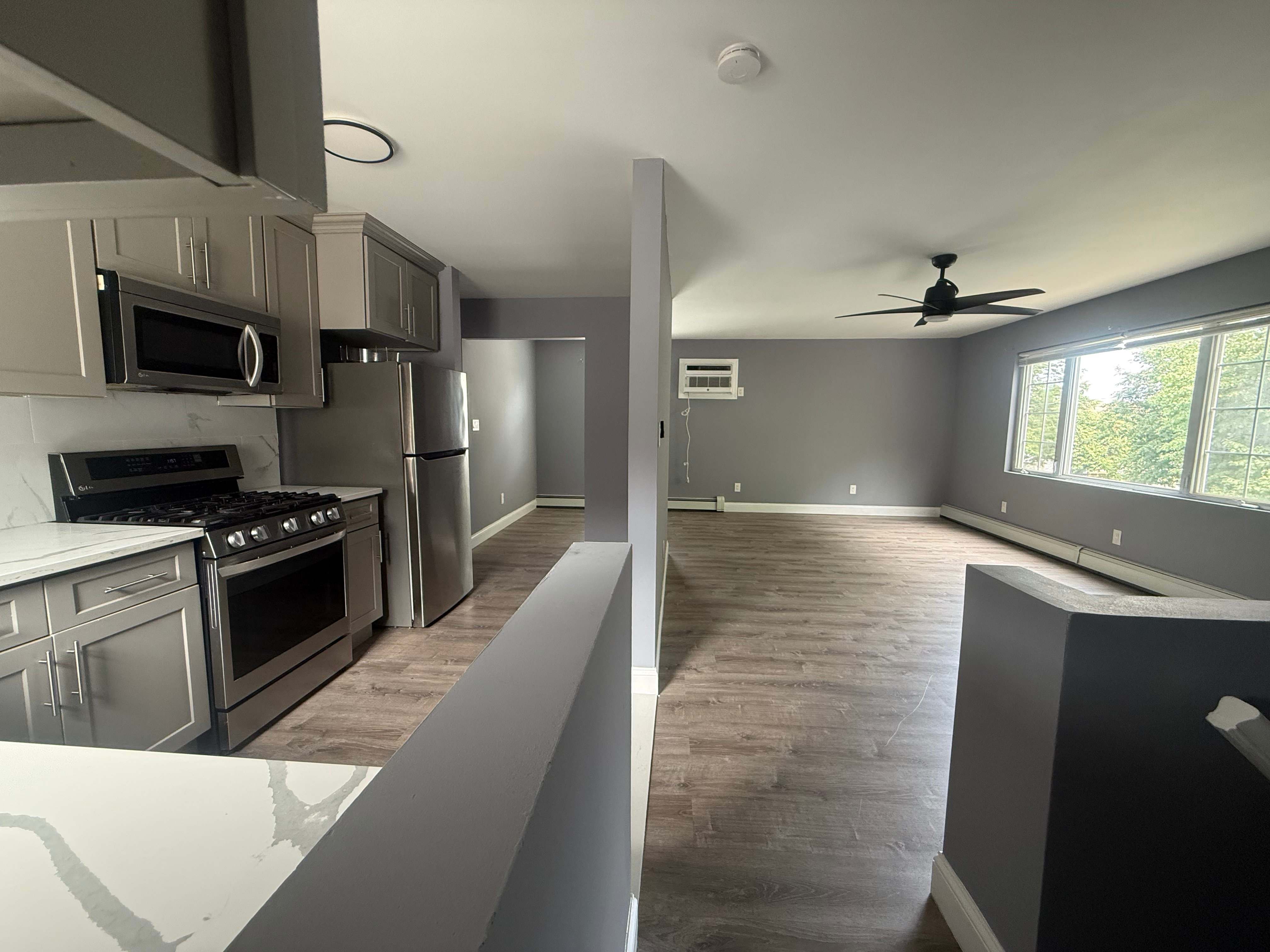 137-22 Bedell Street – photo 1