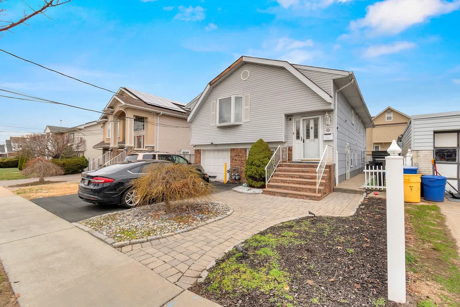 173 Paterson Ave – photo 1 of 12