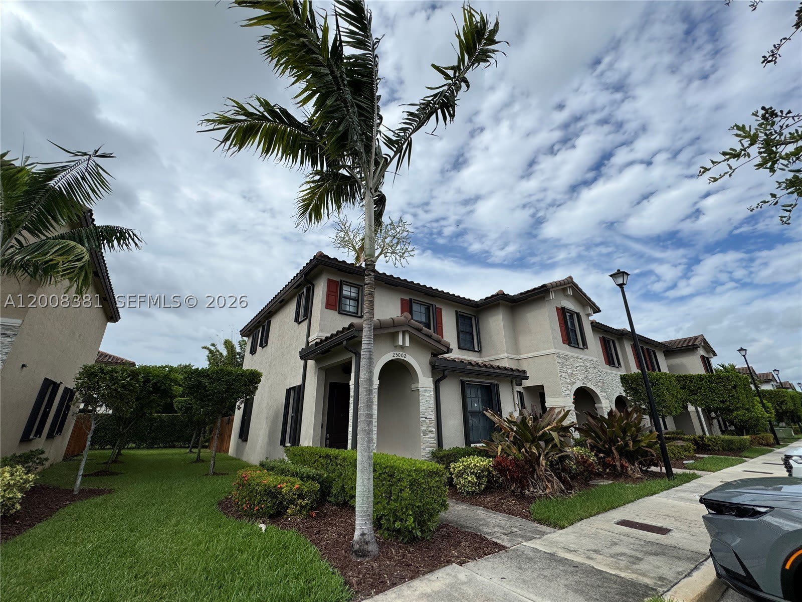 25002 SW 114th Ave – photo 1 of 31