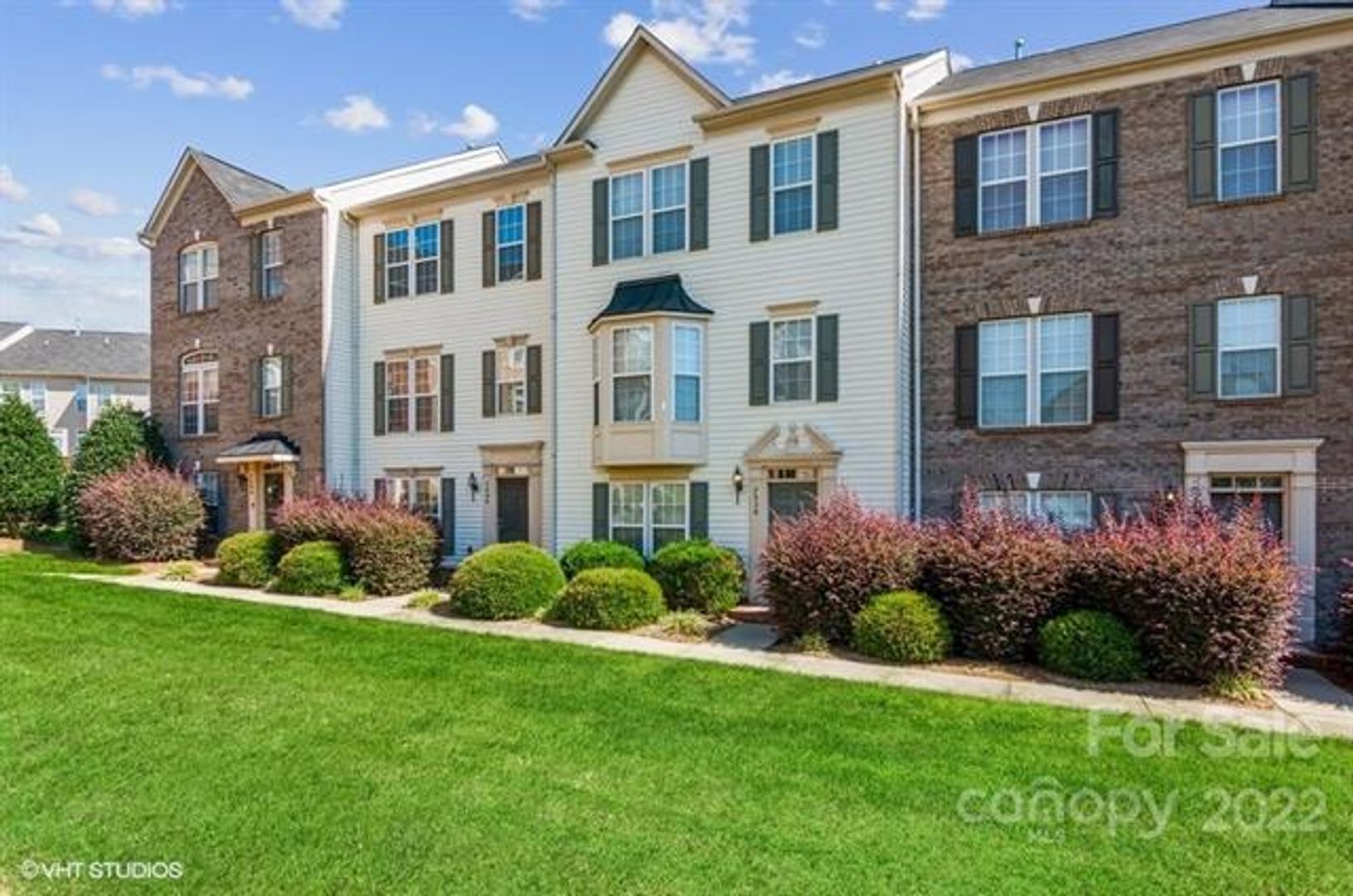 Ayrsley townhome living – photo 1
