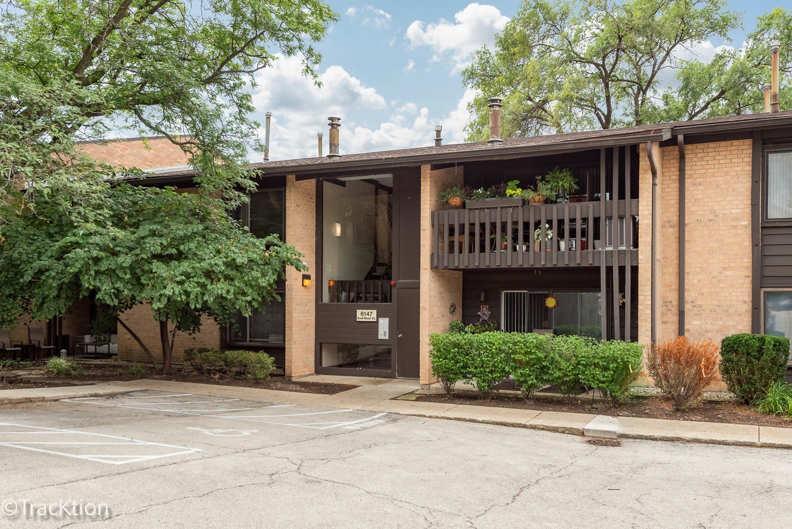 6147 Knoll Wood Court – photo 1 of 48