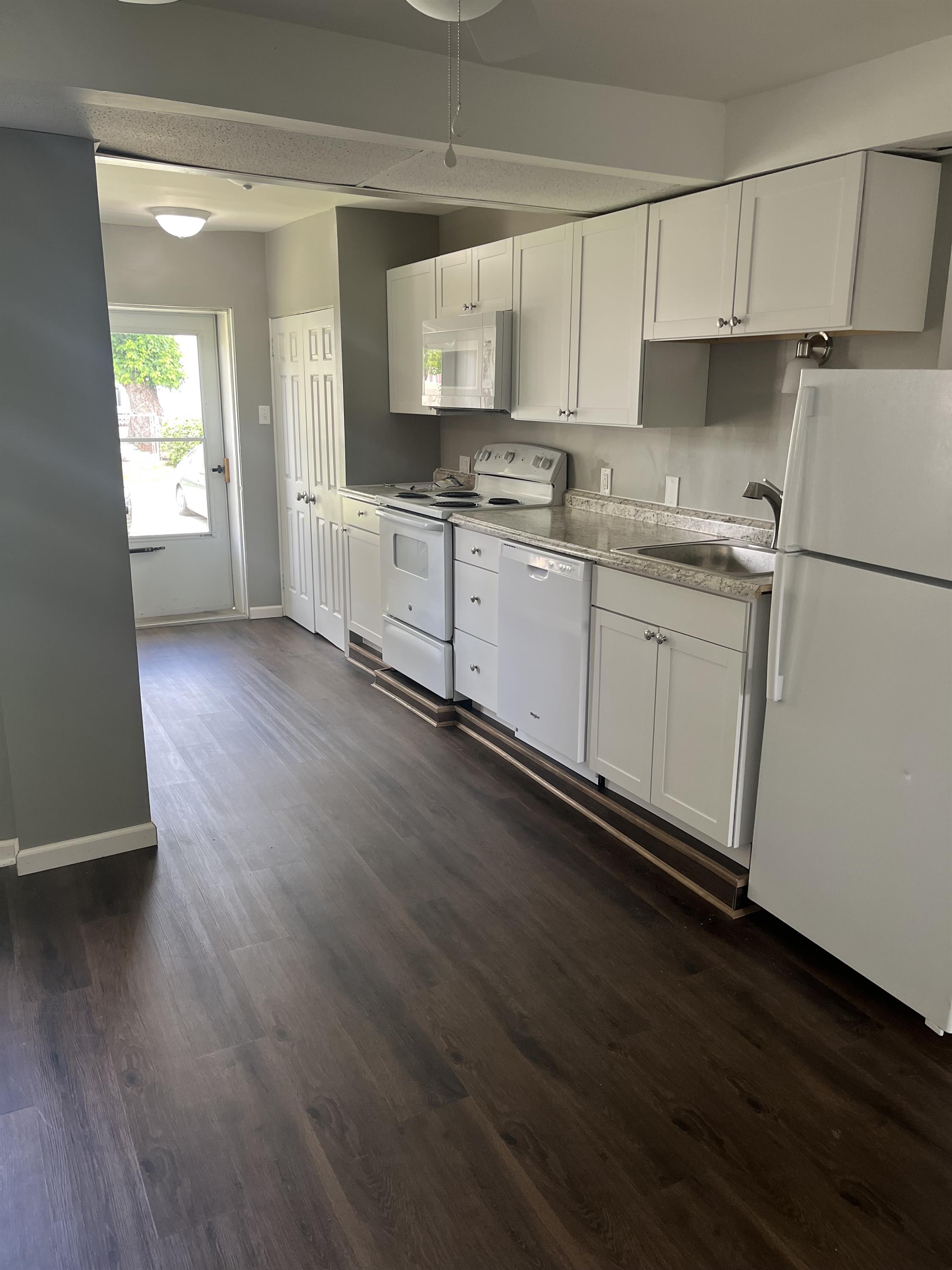 12 East 1st Avenue – photo 1 of 12