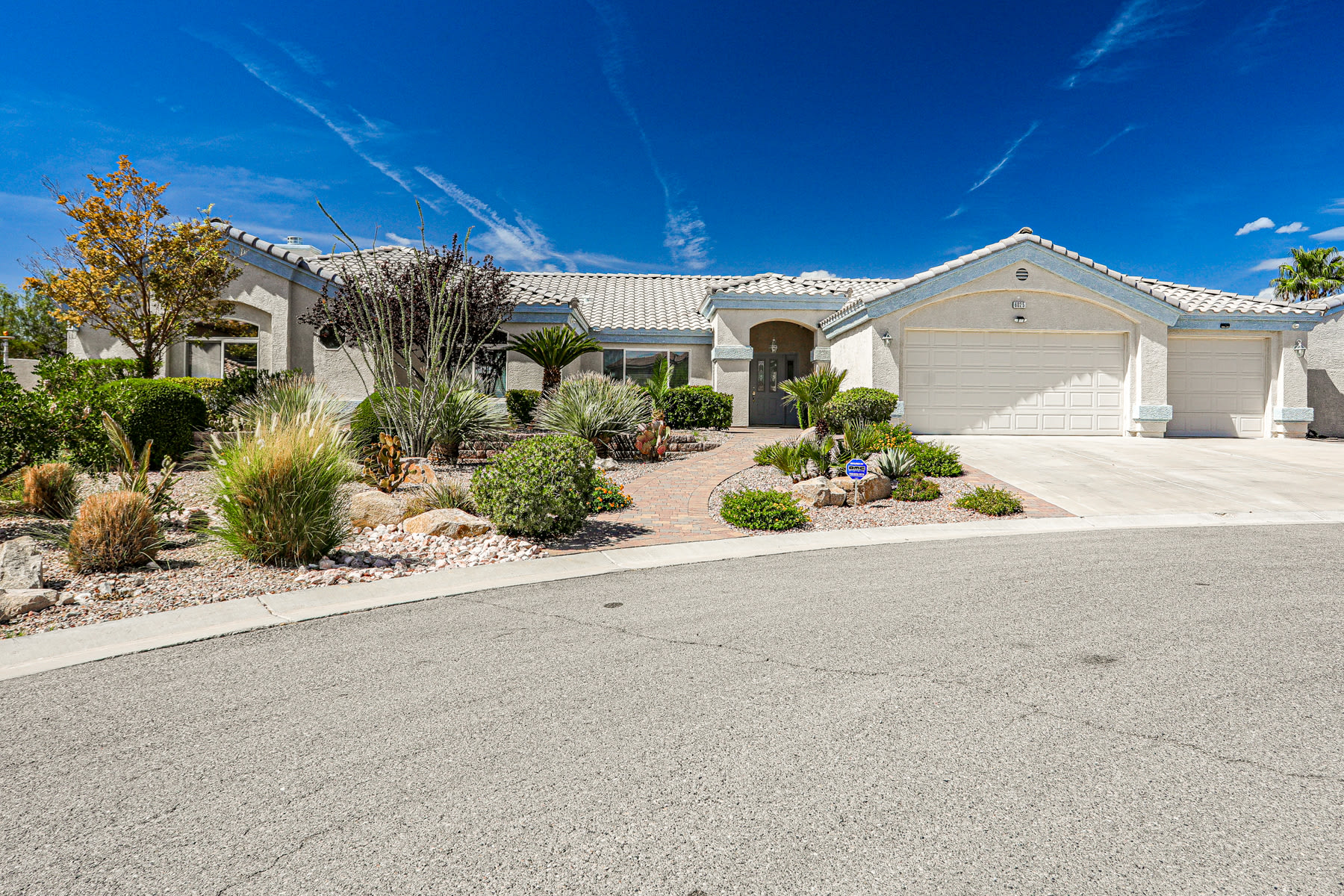 6025 Egan Crest Drive – photo 1