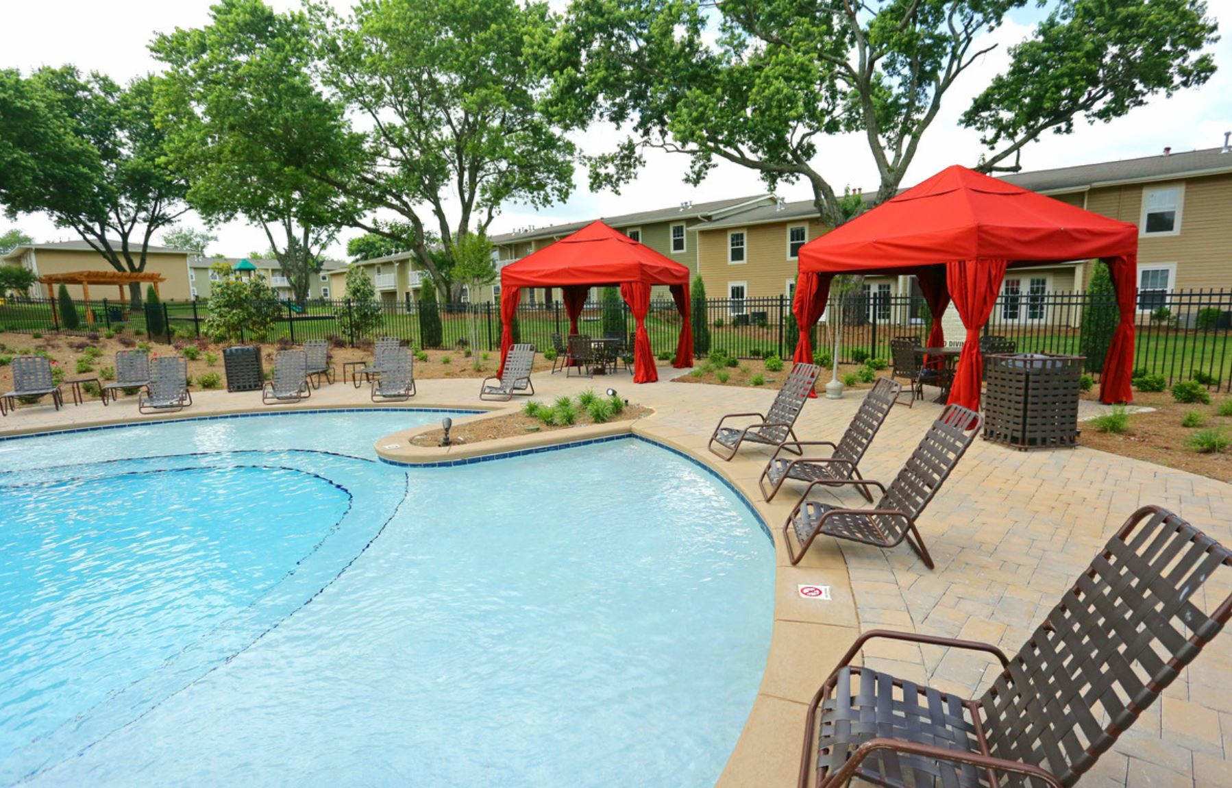 3Bed 1 5Ba Available Now Now Get 1St Month Rent Free – photo 1