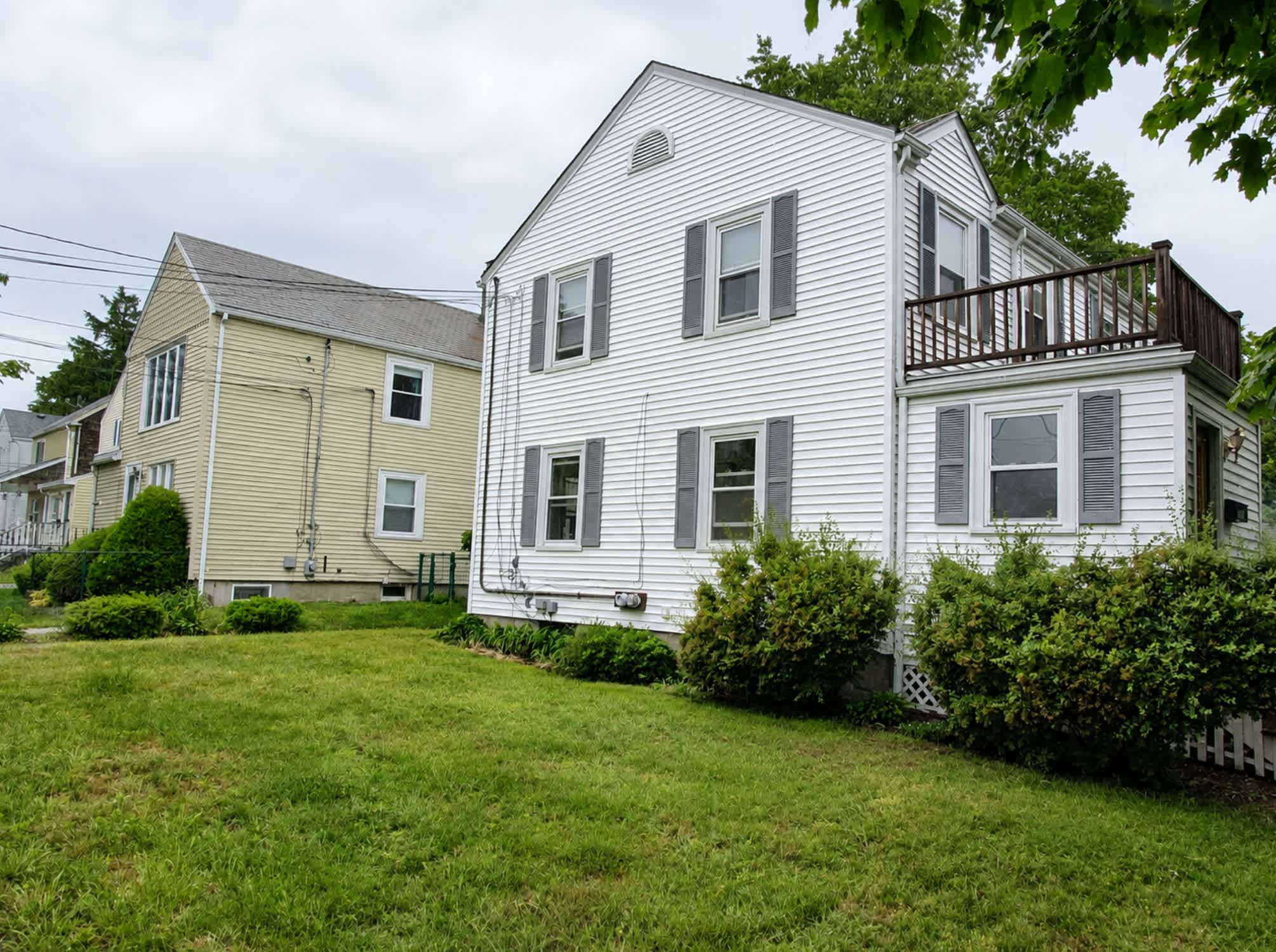 40 Baker Ave – photo 1