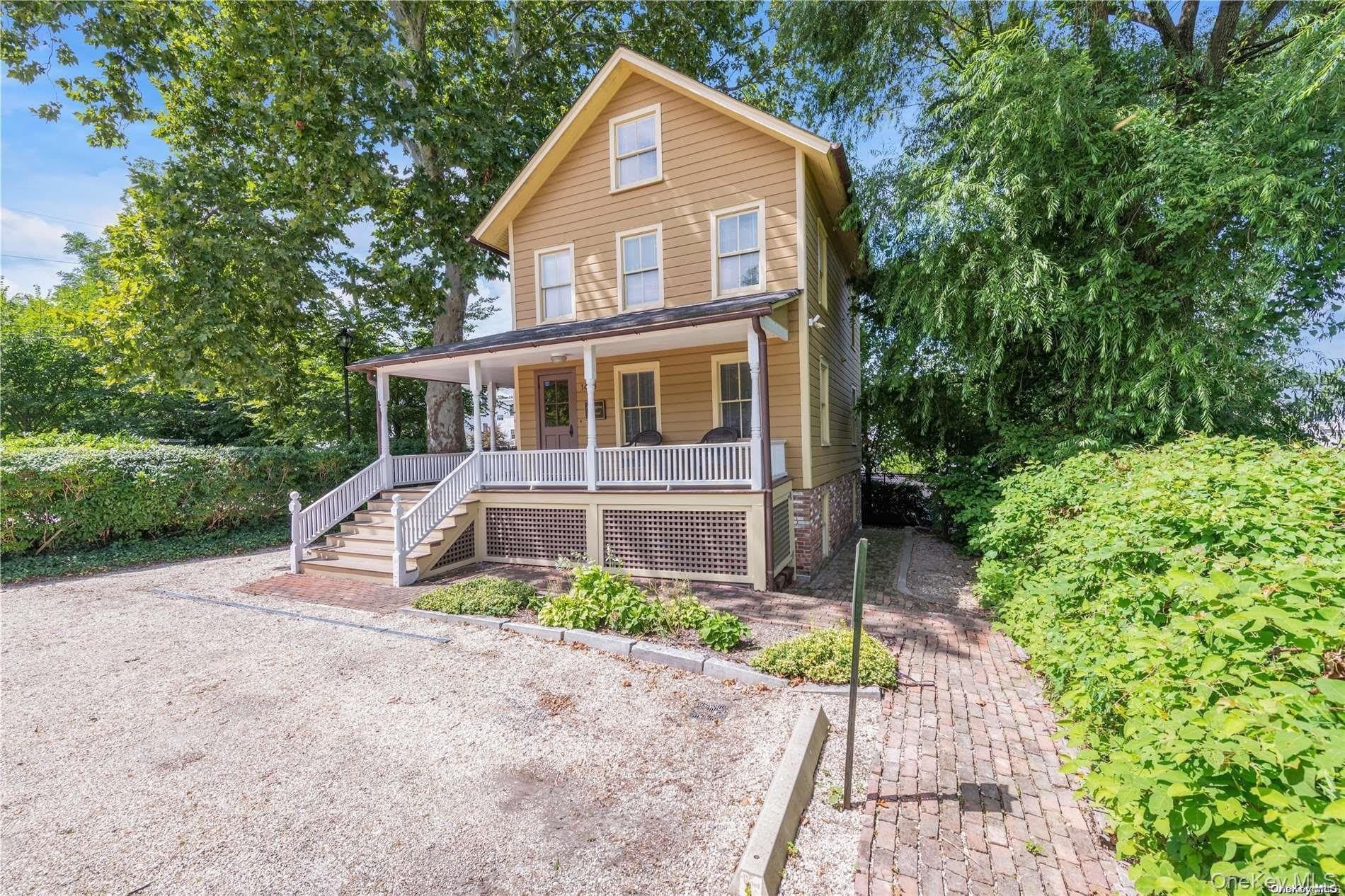1433 Old Northern Boulevard – photo 1 of 8