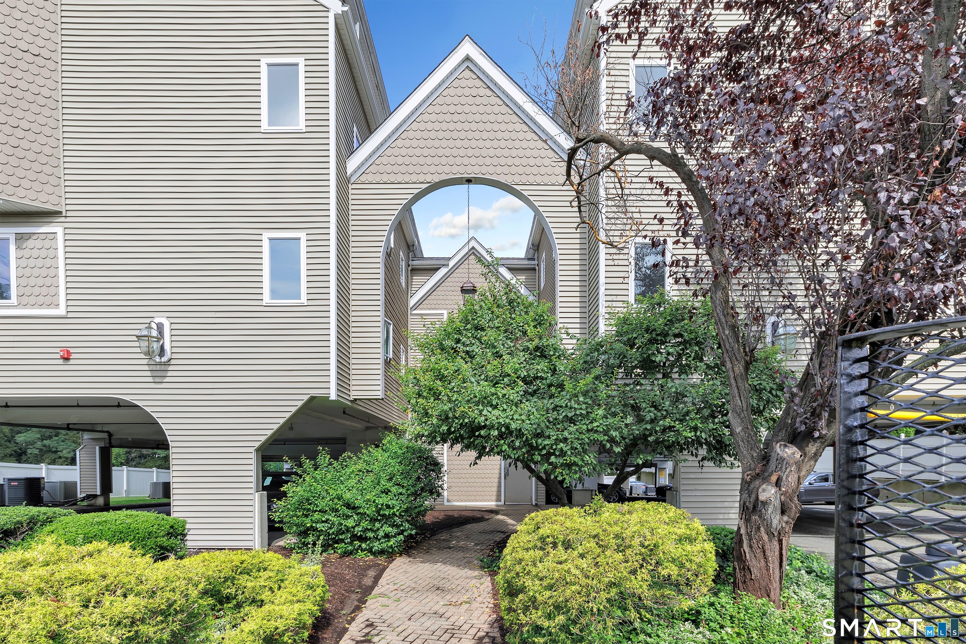 2660 North Avenue – photo 1