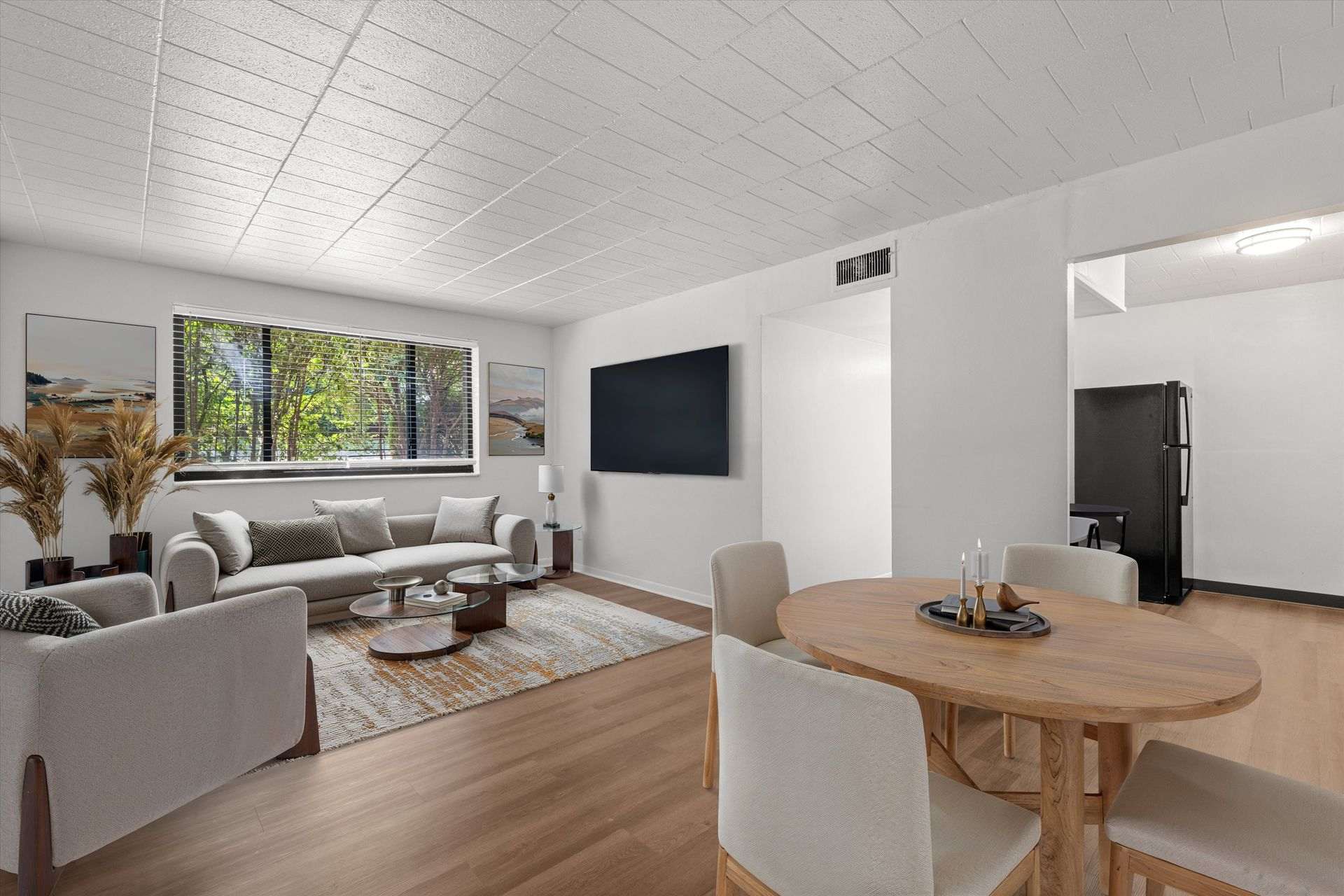Edgewood Court – photo 1