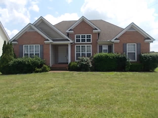 2229 Dewey dr – photo 1 of 12