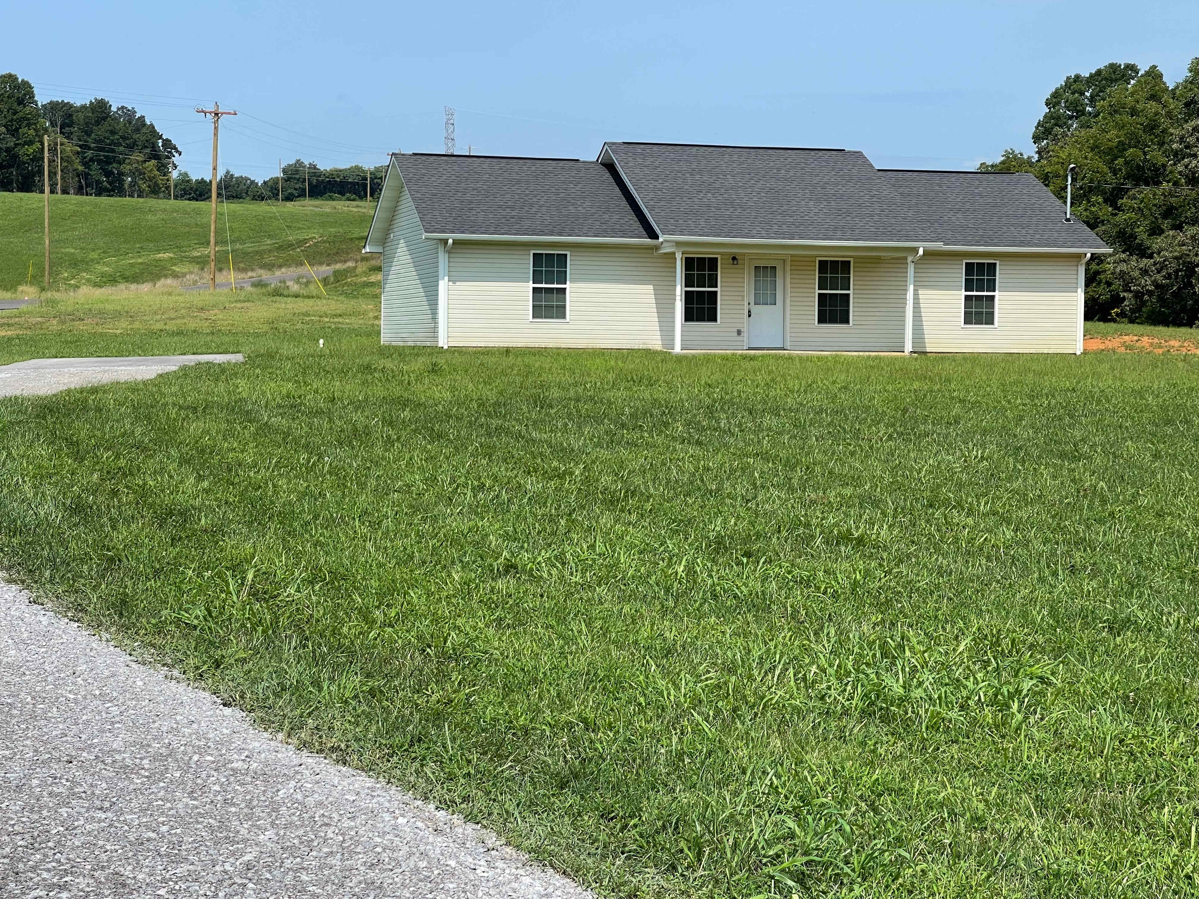 491 Coile Rd – photo 1 of 20
