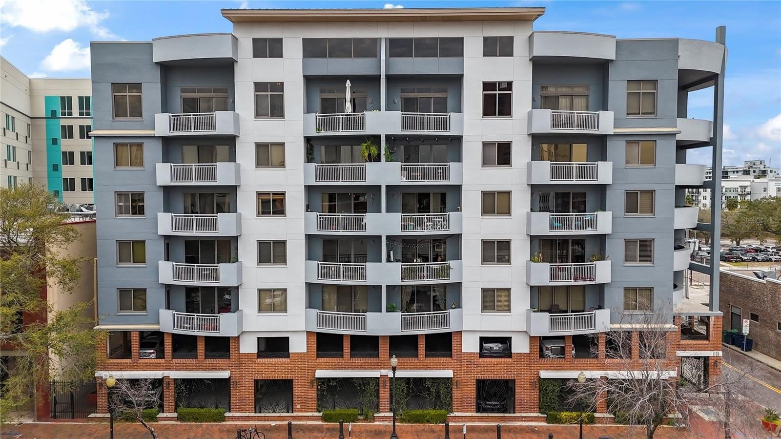 1108 N FRANKLIN Street – photo 1
