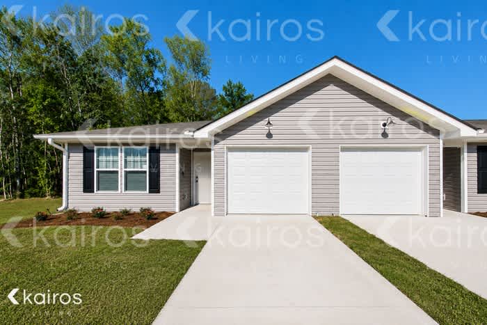 158 Cottage Grove Road – photo 1 of 20