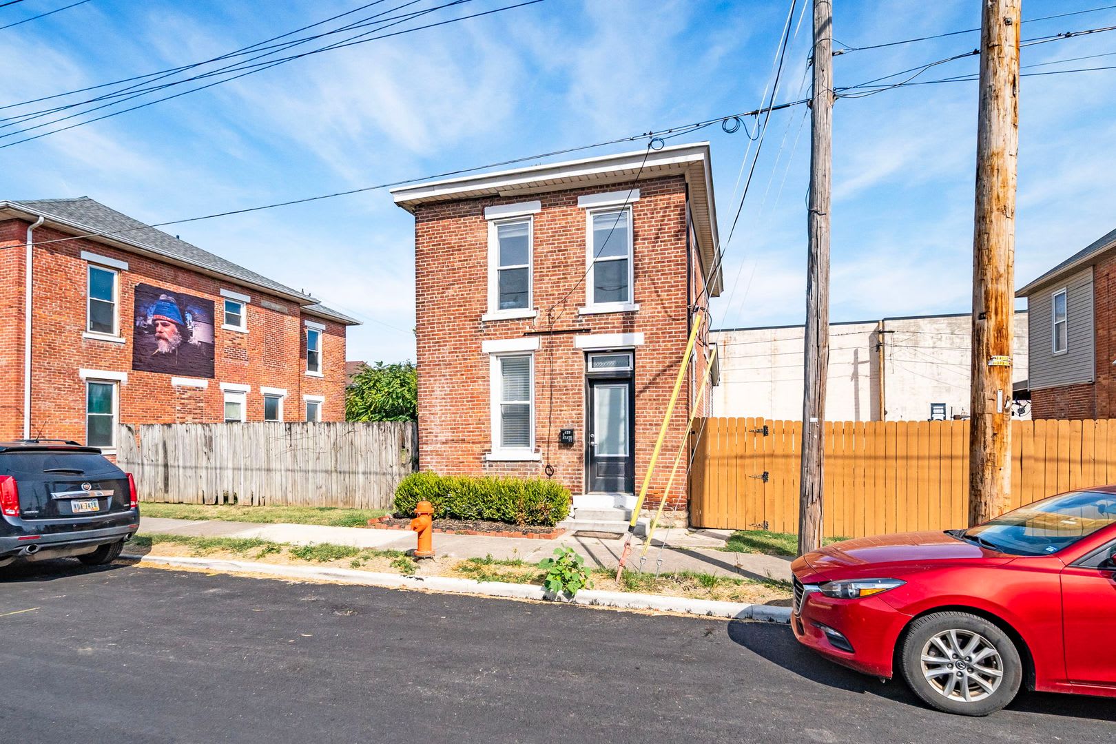 EAST FRANKLINTON ARTIST DISTRICT! SUNNY NEWLY RENOVATED HOME on DOUBLE LOT – photo 1