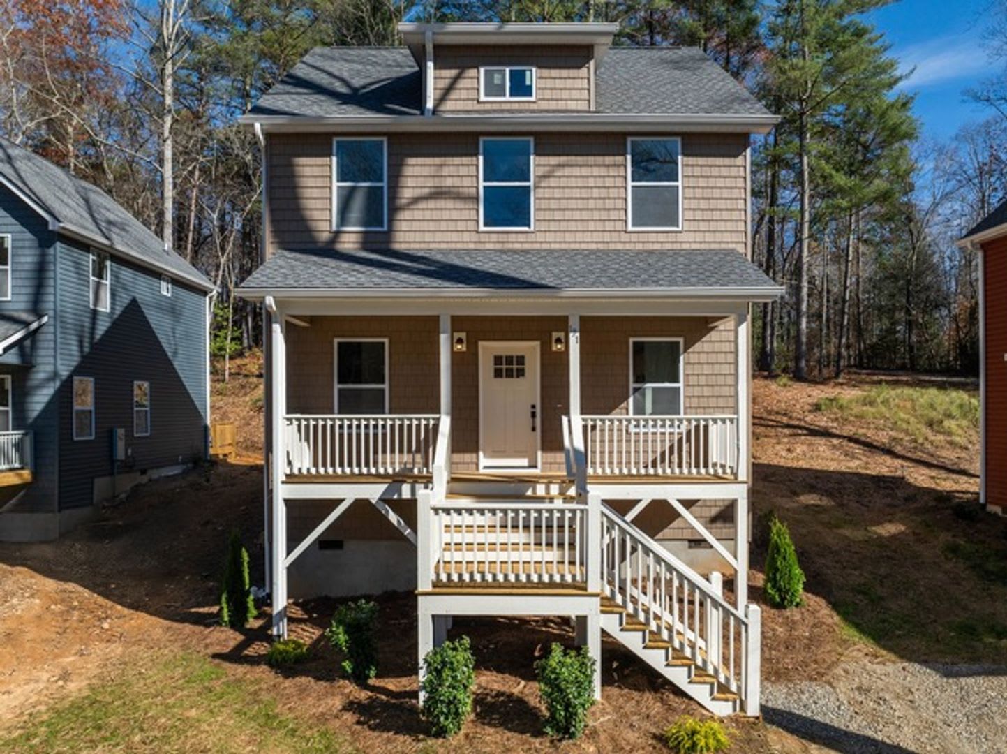 Charming Brand-New Contemporary Home in Black Mountain – photo 1 of 43