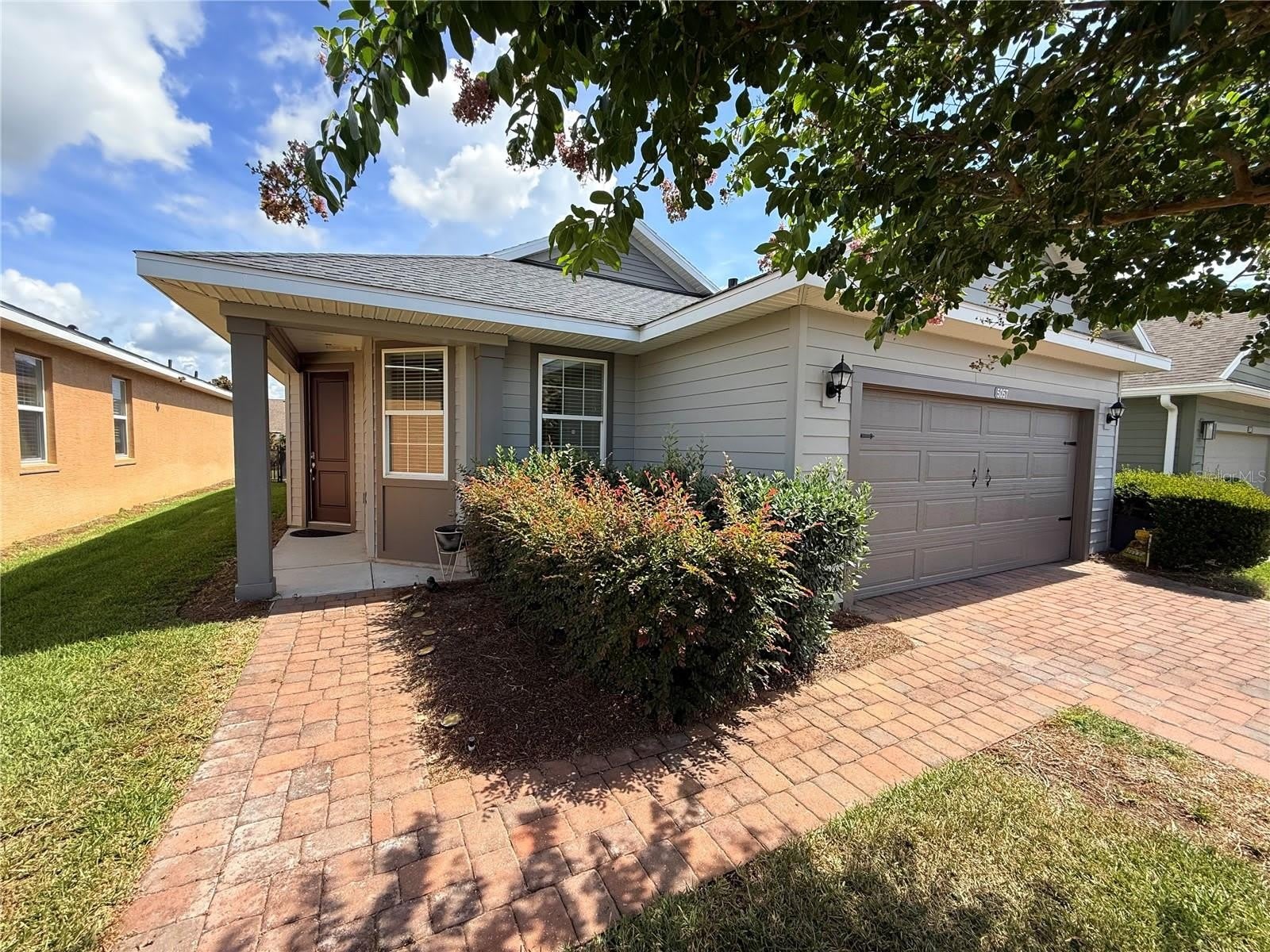5057 NW 35TH PLACE – photo 1 of 25