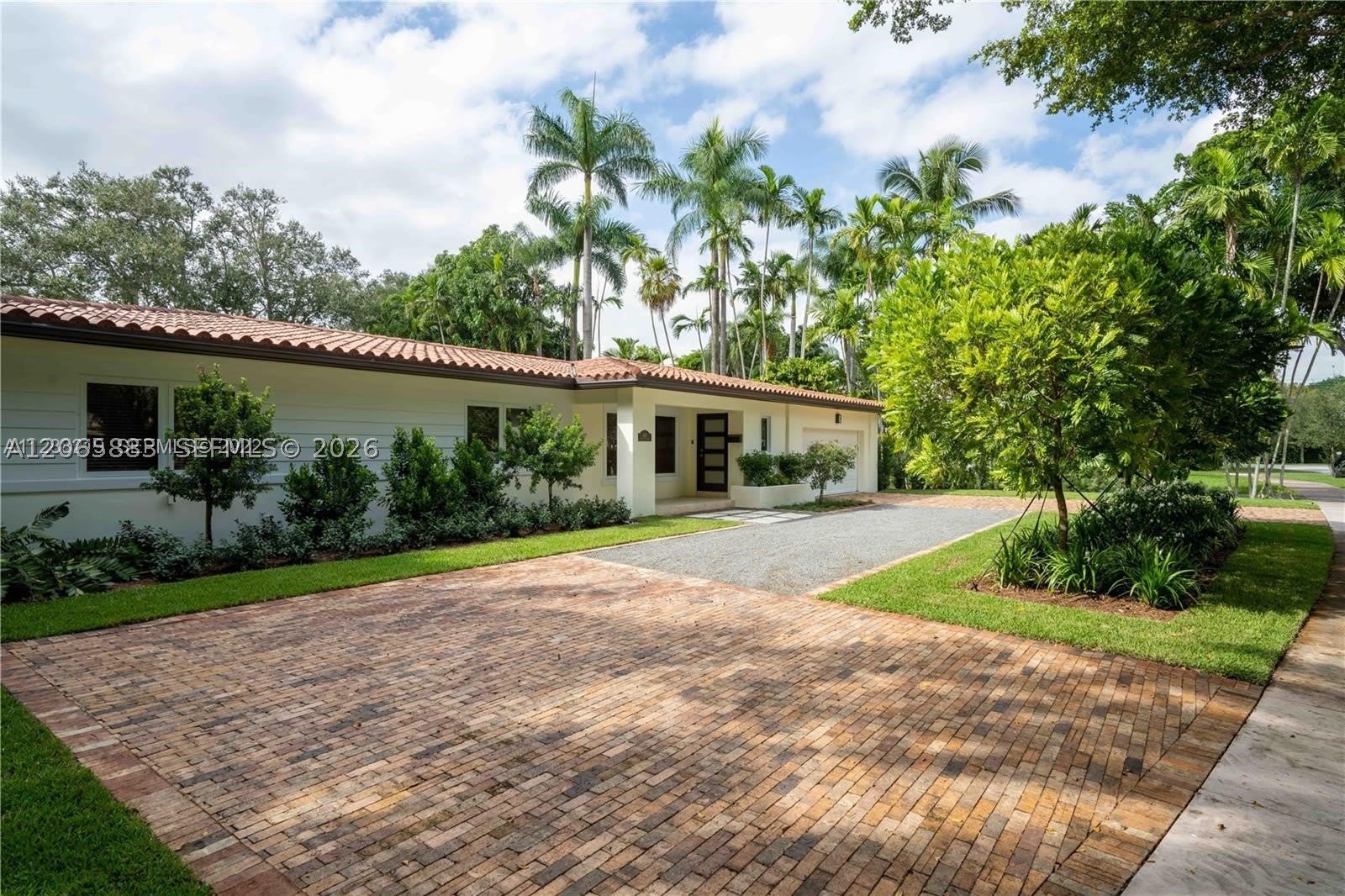 4150 Monserrate St – photo 1