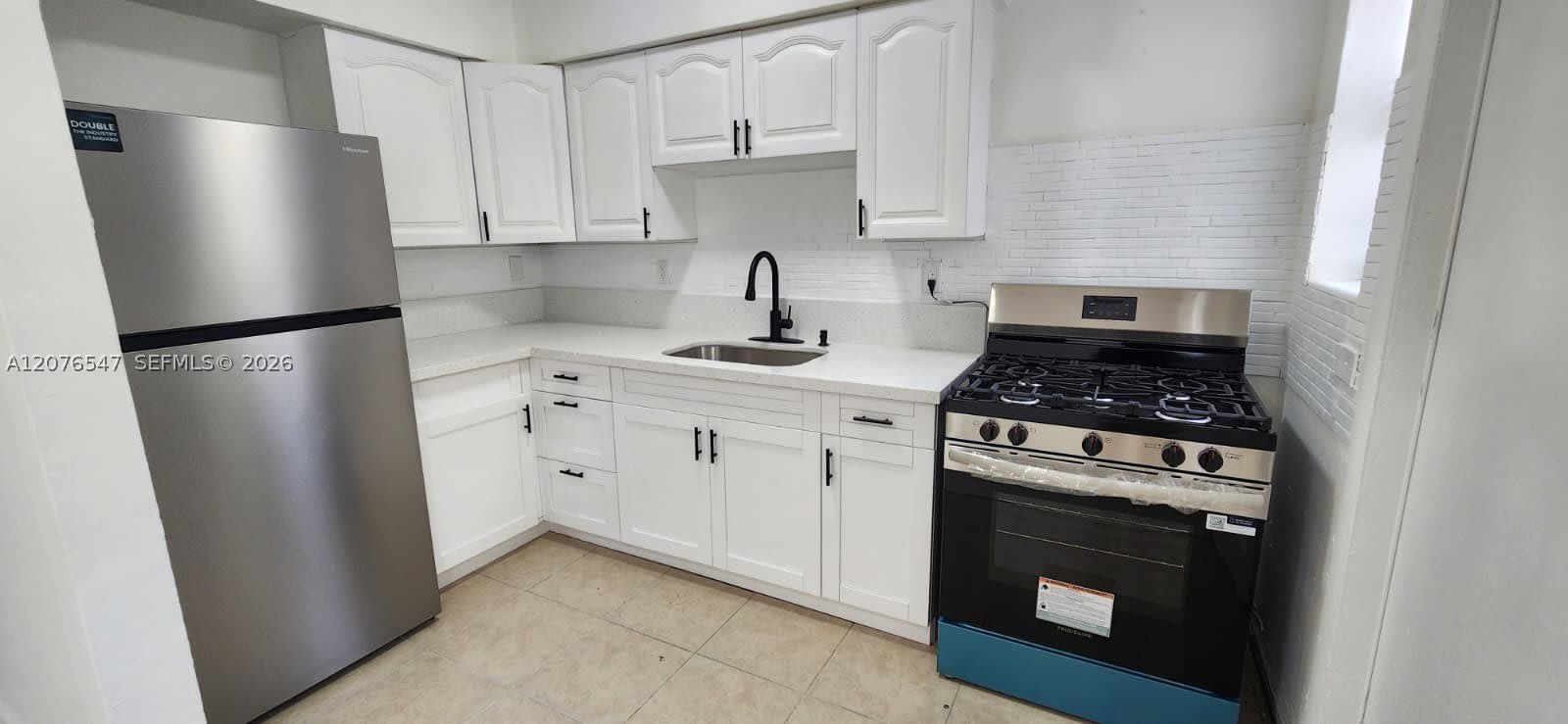736 83Rd St – photo 1