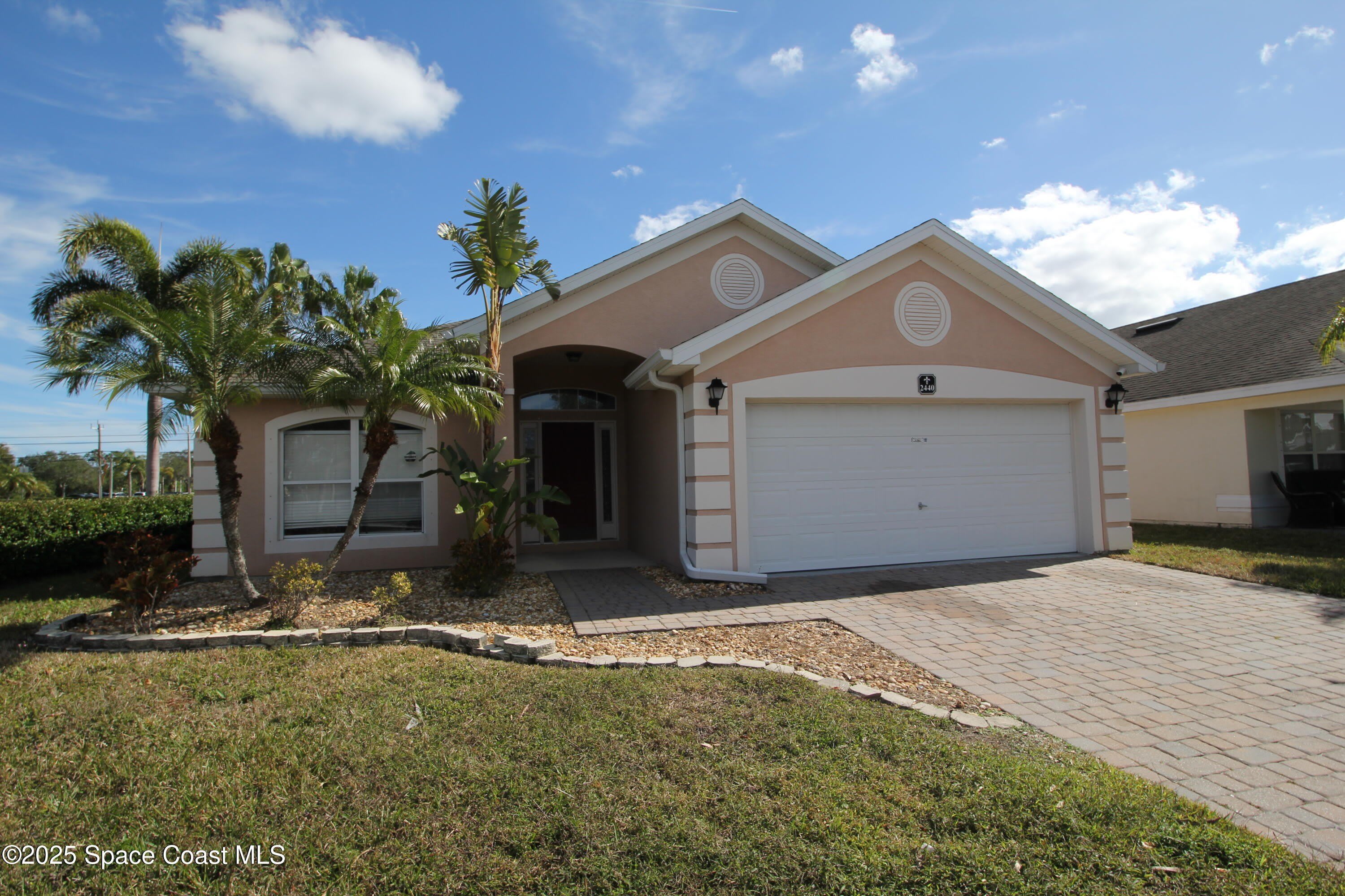 2440 Bridgeport Circle – photo 1 of 22