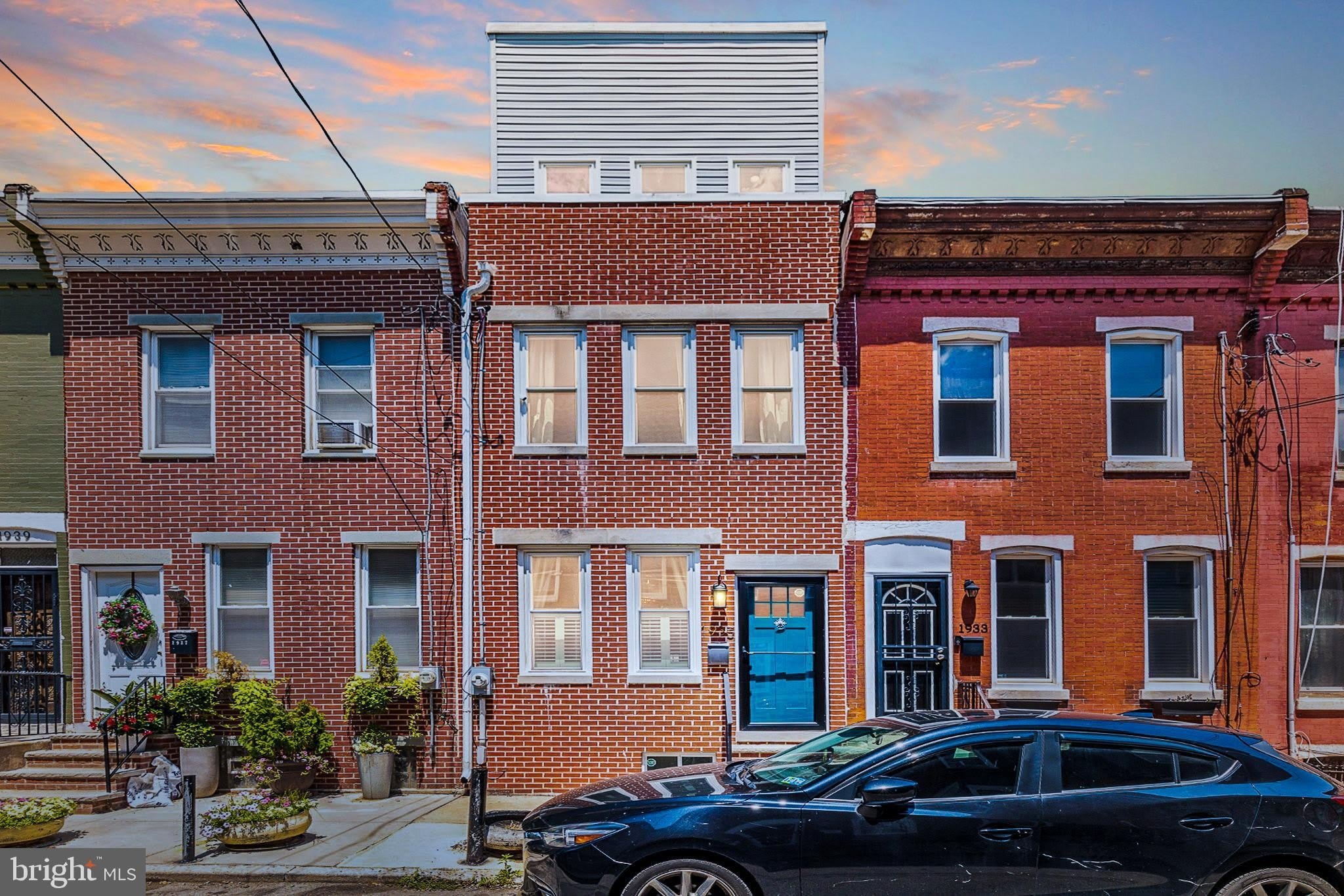 1935 Cambridge Street – photo 1