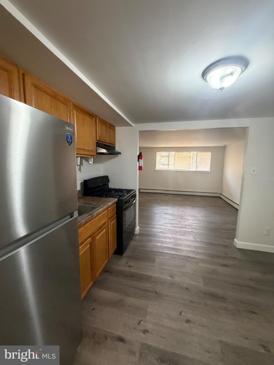 6016 N WARNOCK Street – photo 1