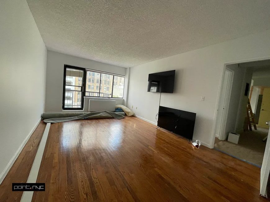 380 w.52 – photo 1