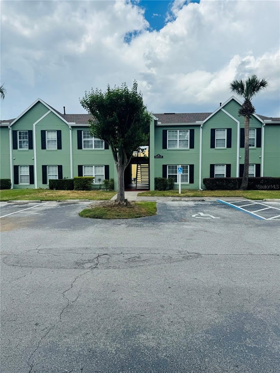 2053 DIXIE BELLE Drive – photo 1